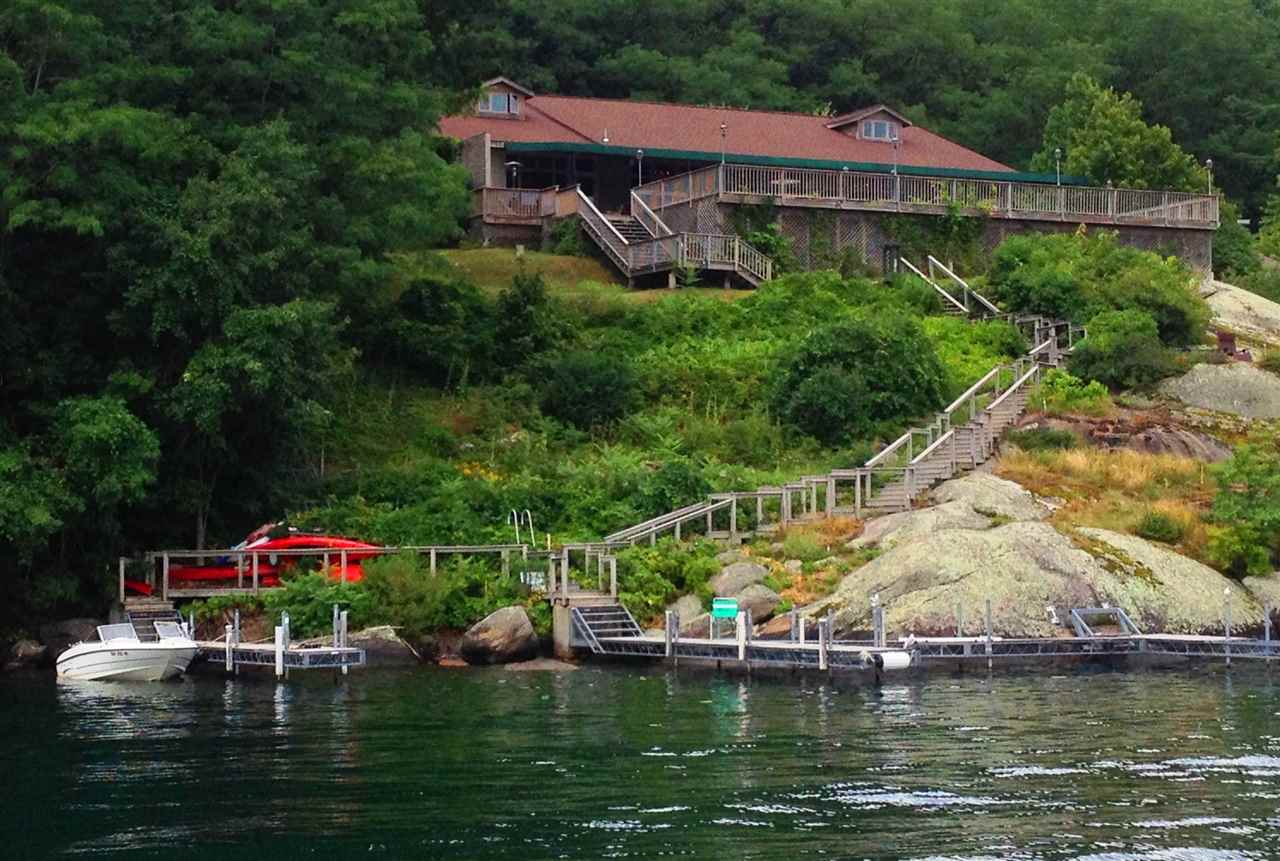 9574 LAKESHORE DR, Hague, NY 12836