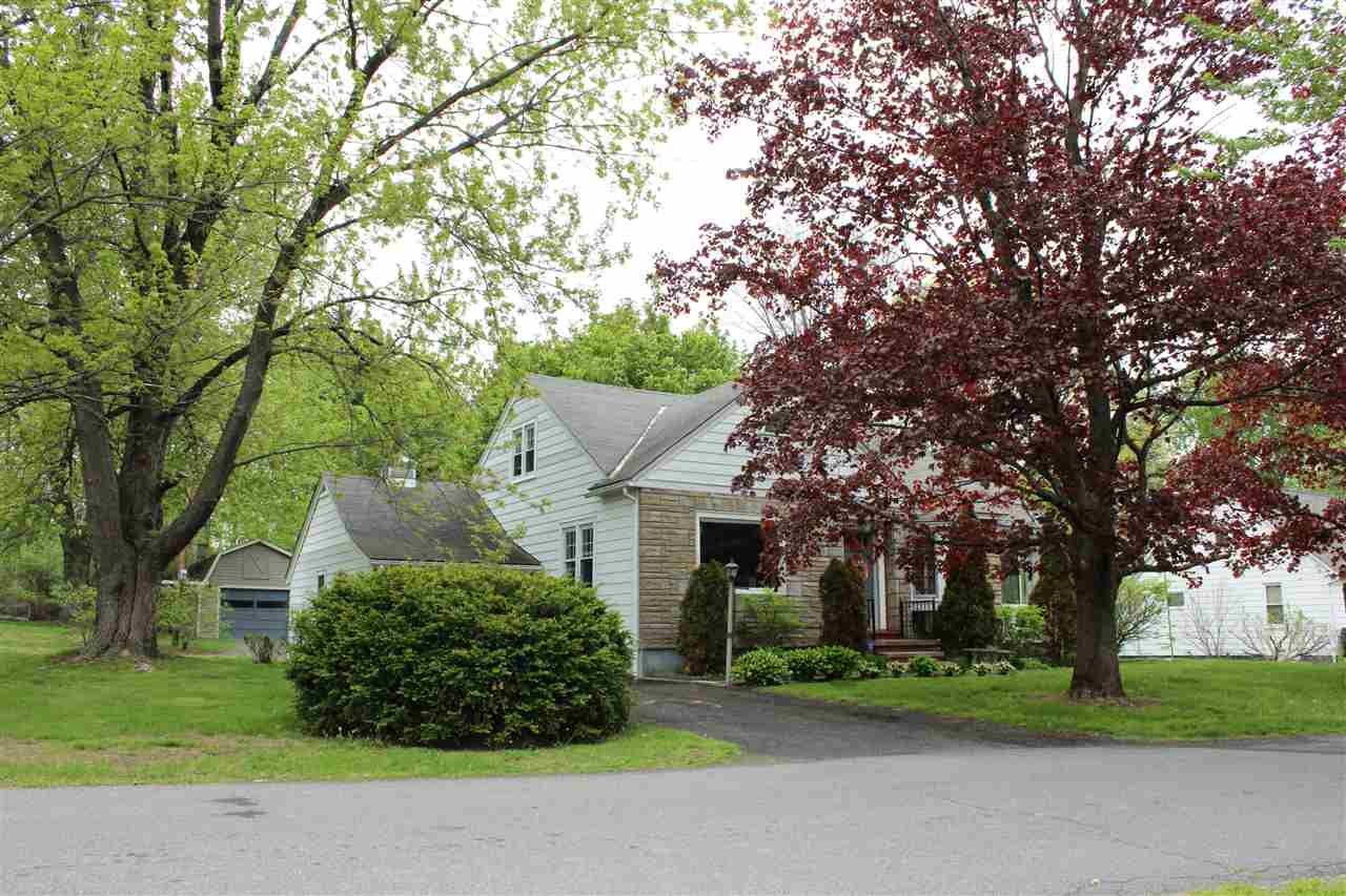 5 MORRIS LA, Halfmoon, NY 12065