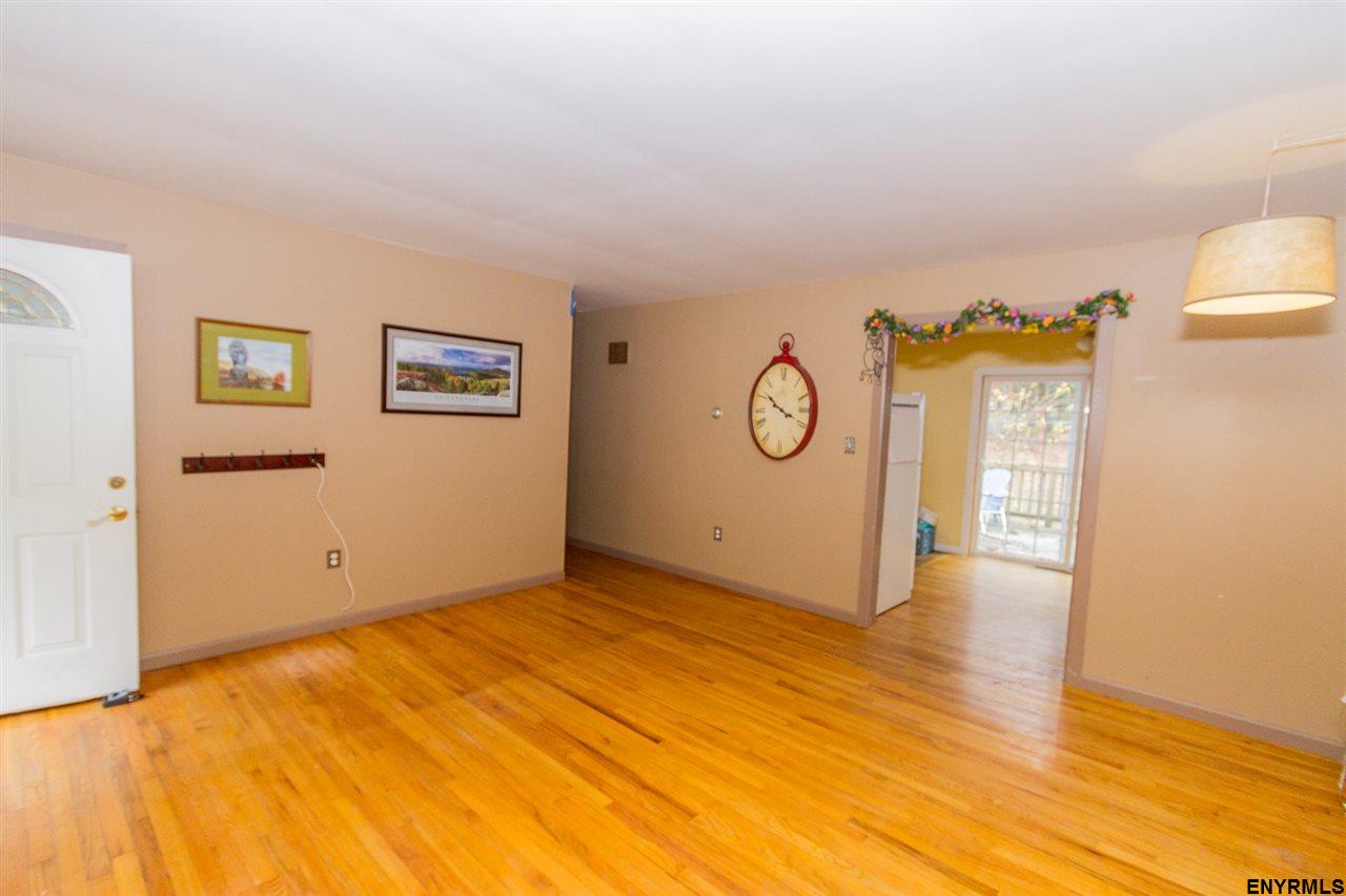 35 CURT BLVD, Saratoga S, NY 12866