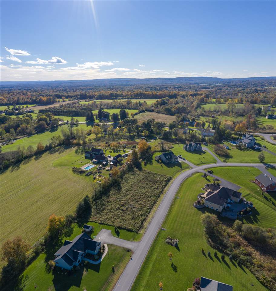 8 CARRIAGE RUN, Burnt Hill, NY 12027