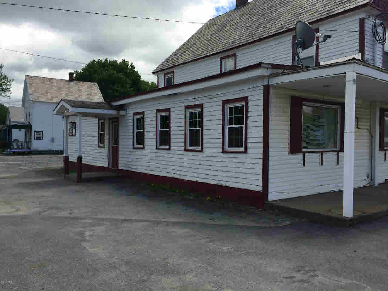 368 BROADWAY in Fort Edward, NY Listed For 170,000.00 by Tom Van