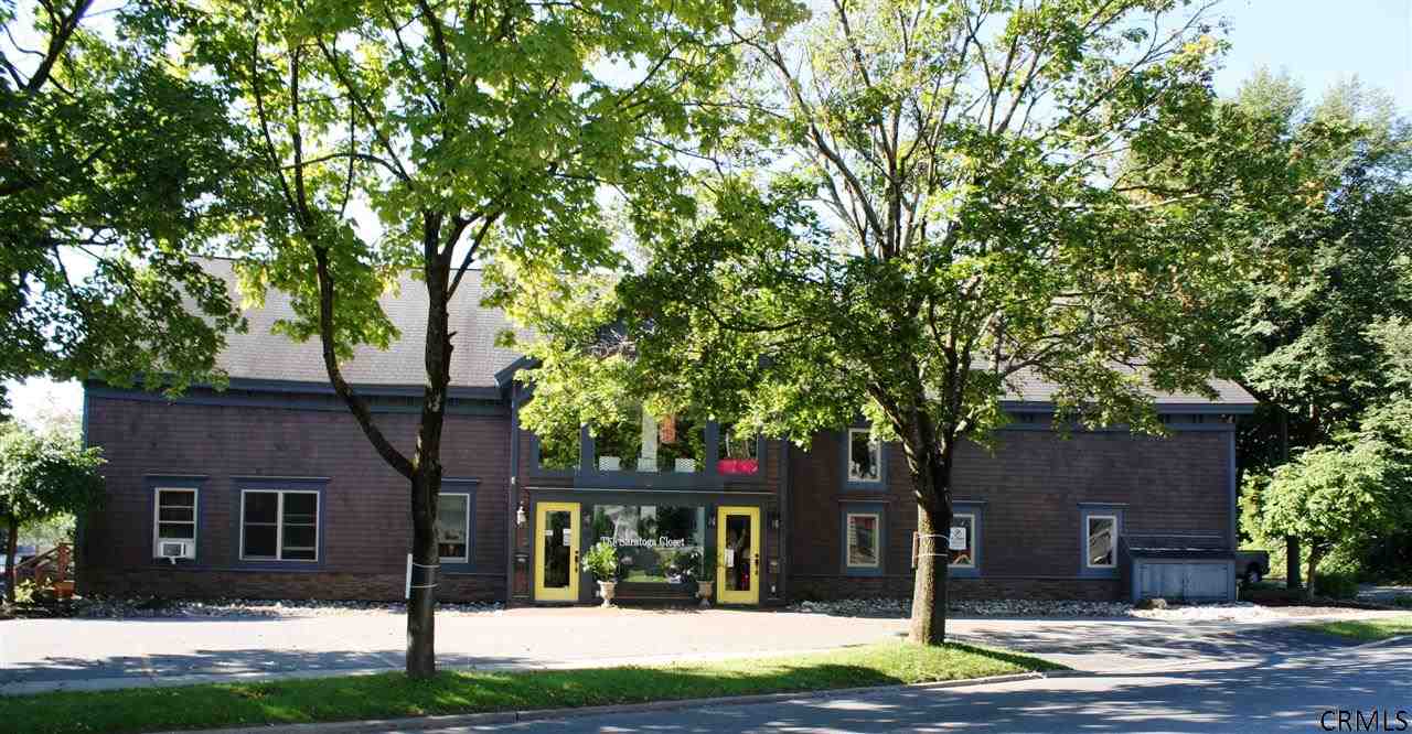 99 WOODLAWN AV, Saratoga S, NY 12866