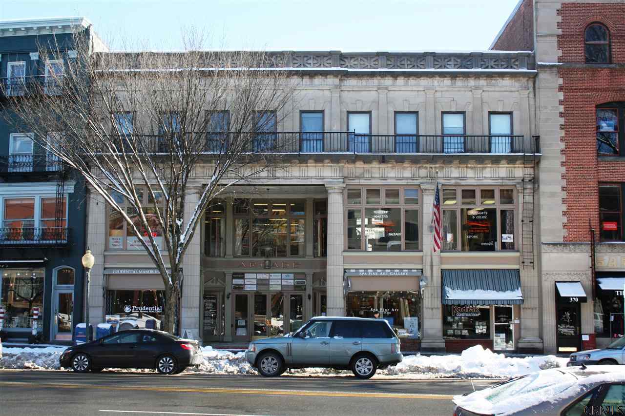376 BROADWAY, Saratoga Springs, NY 12866