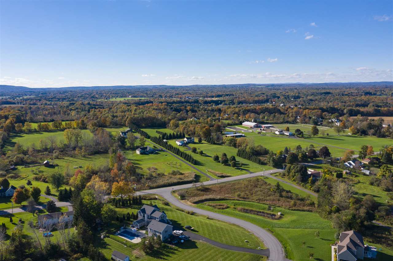 8 CARRIAGE RUN, Burnt Hill, NY 12027