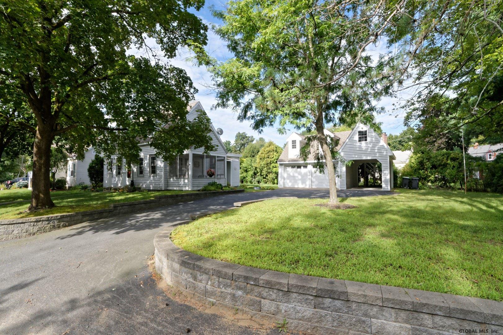 8 York Pl, Glenville, NY Property Listing from DaviesDavies