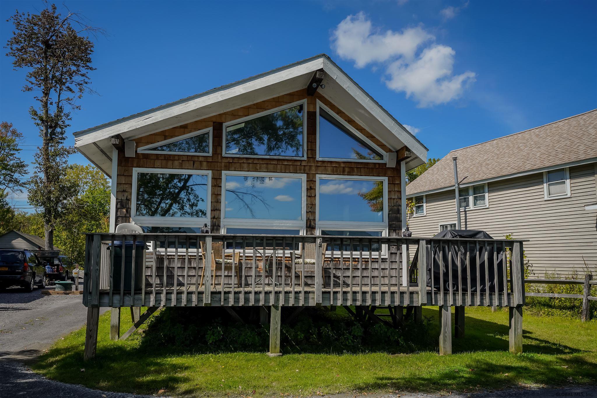 112 RILEY COVE RD, Malta, NY 12020