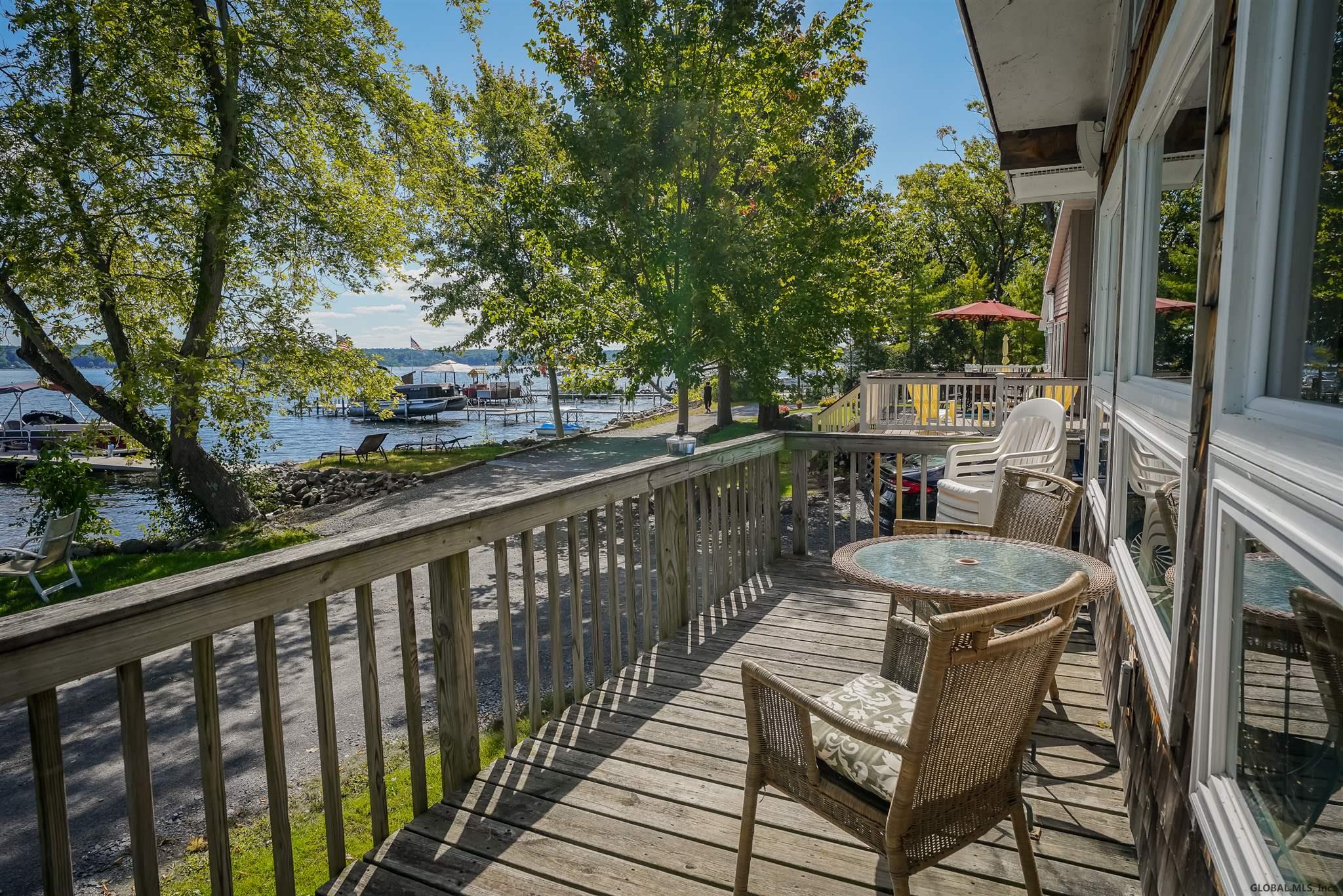 112 RILEY COVE RD, Malta, NY 12020