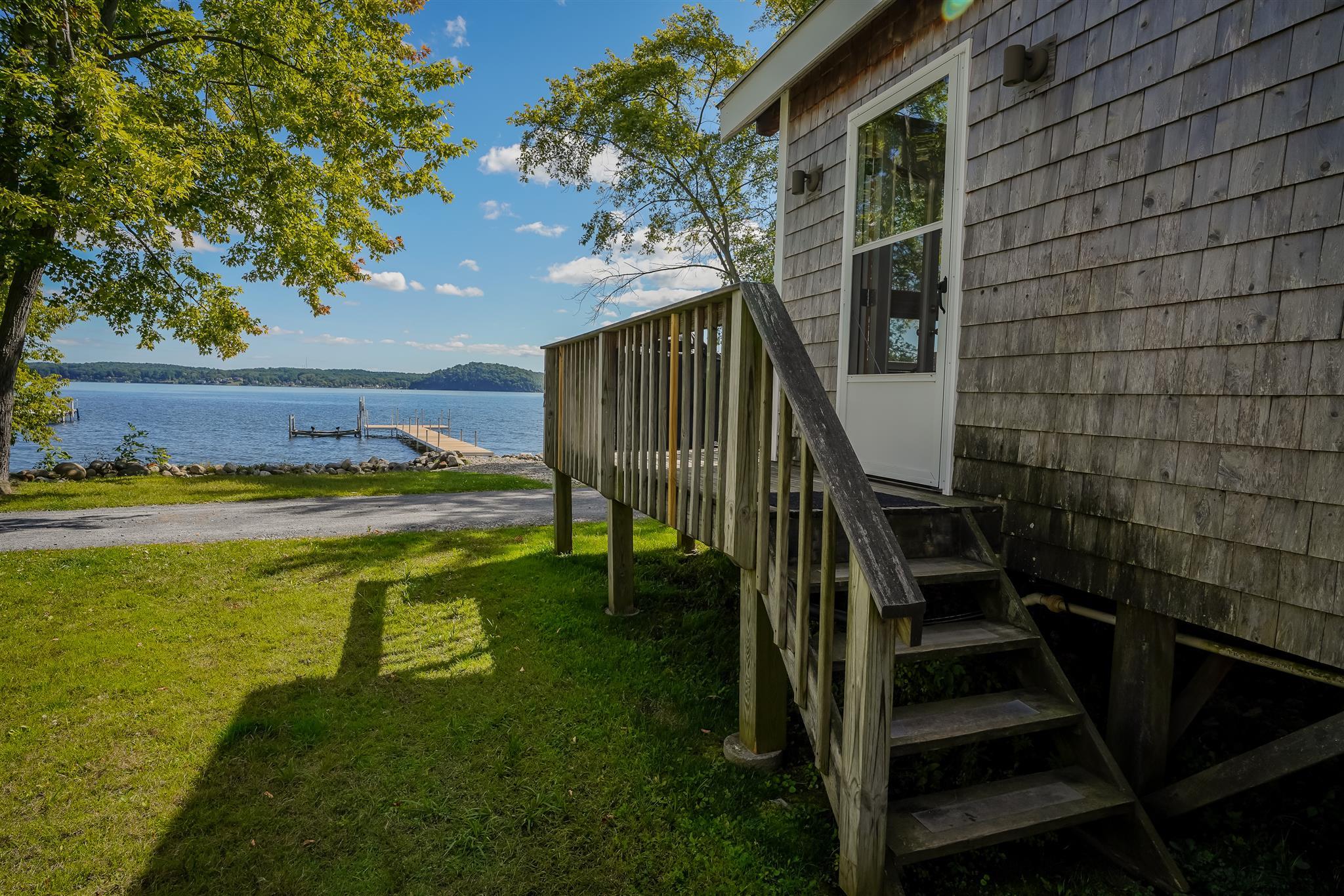 112 RILEY COVE RD, Malta, NY 12020