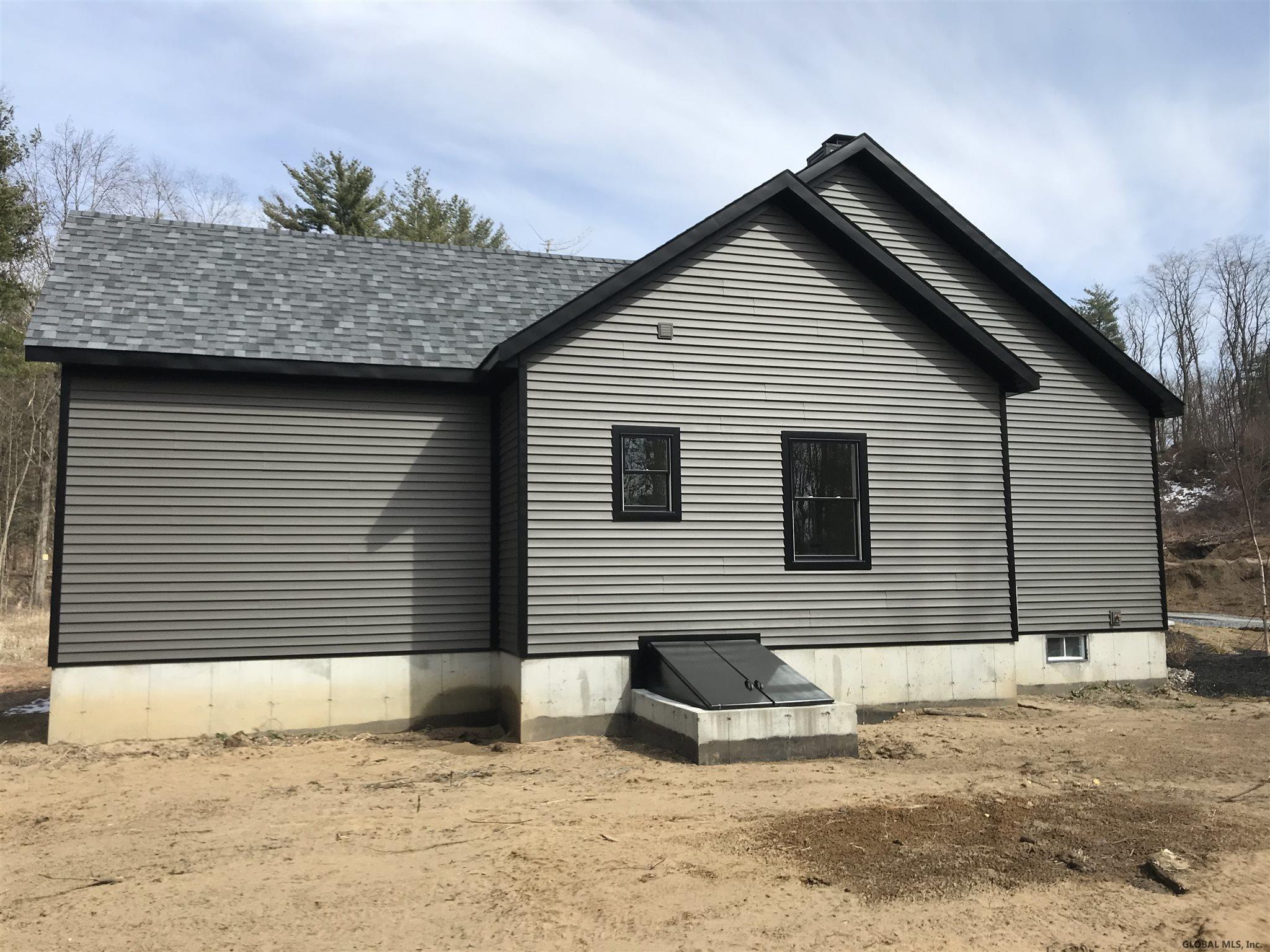 36 Staffords Bridge Rd Saratoga Springs Ny 12866 Arlene M