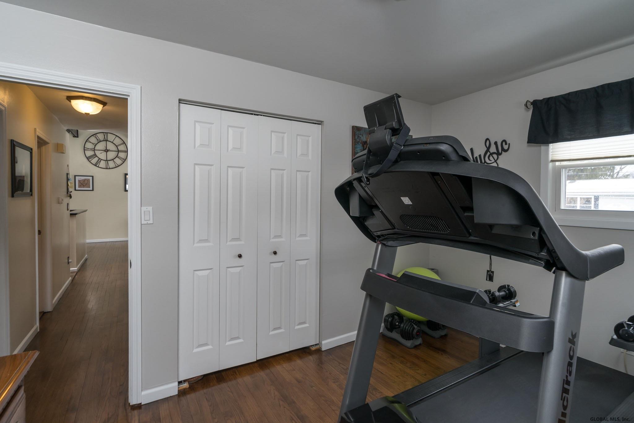 70 Rapple Dr, Albany, NY 12205 | Arlene M. Sitterly, Inc.