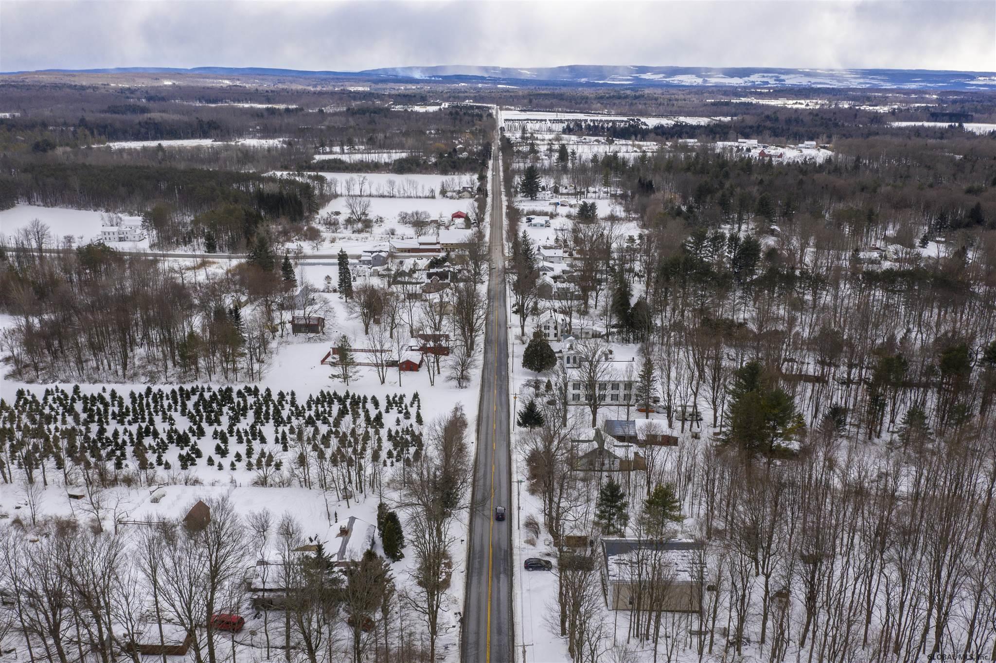 3006 COUNTY HIGHWAY 107, Broadalbin, NY 12025