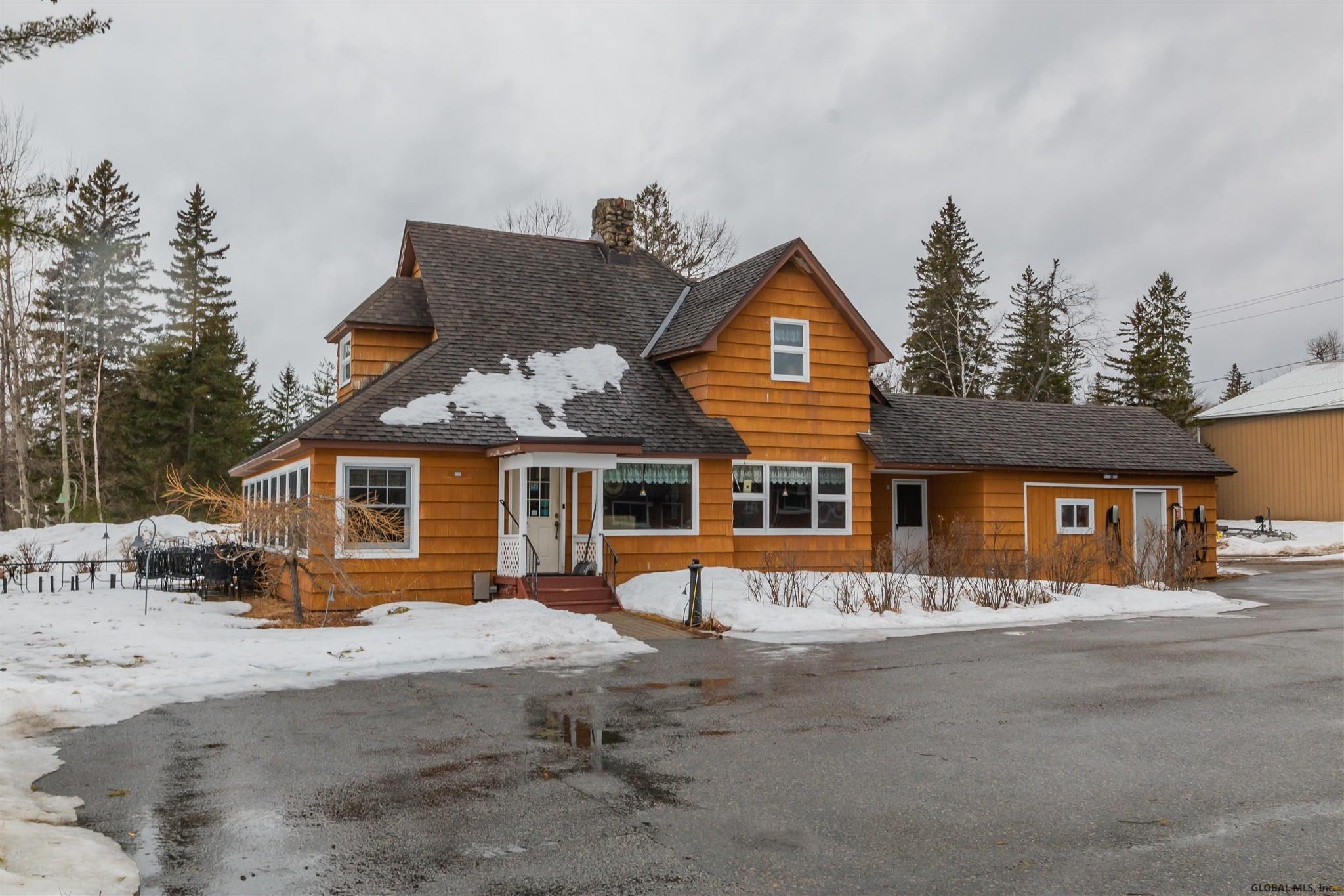 103 Elliott La, Speculator, NY 12164