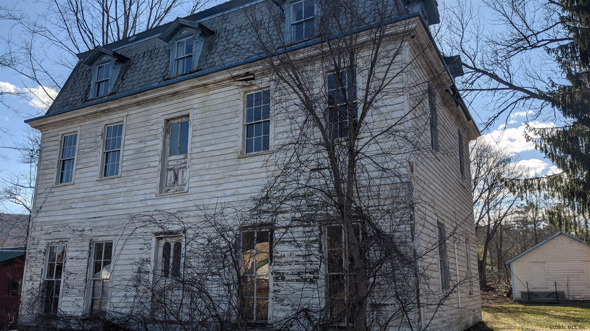 7 & 11 Main St, Lake Luzerne, NY 12846