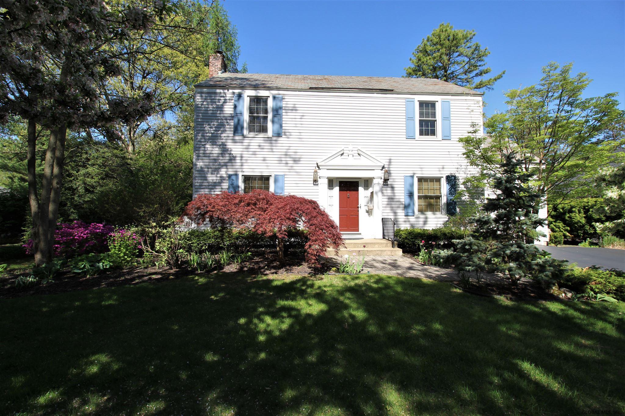 29 Loudon Pkwy, Loudonville, NY Property Listing from DaviesDavies