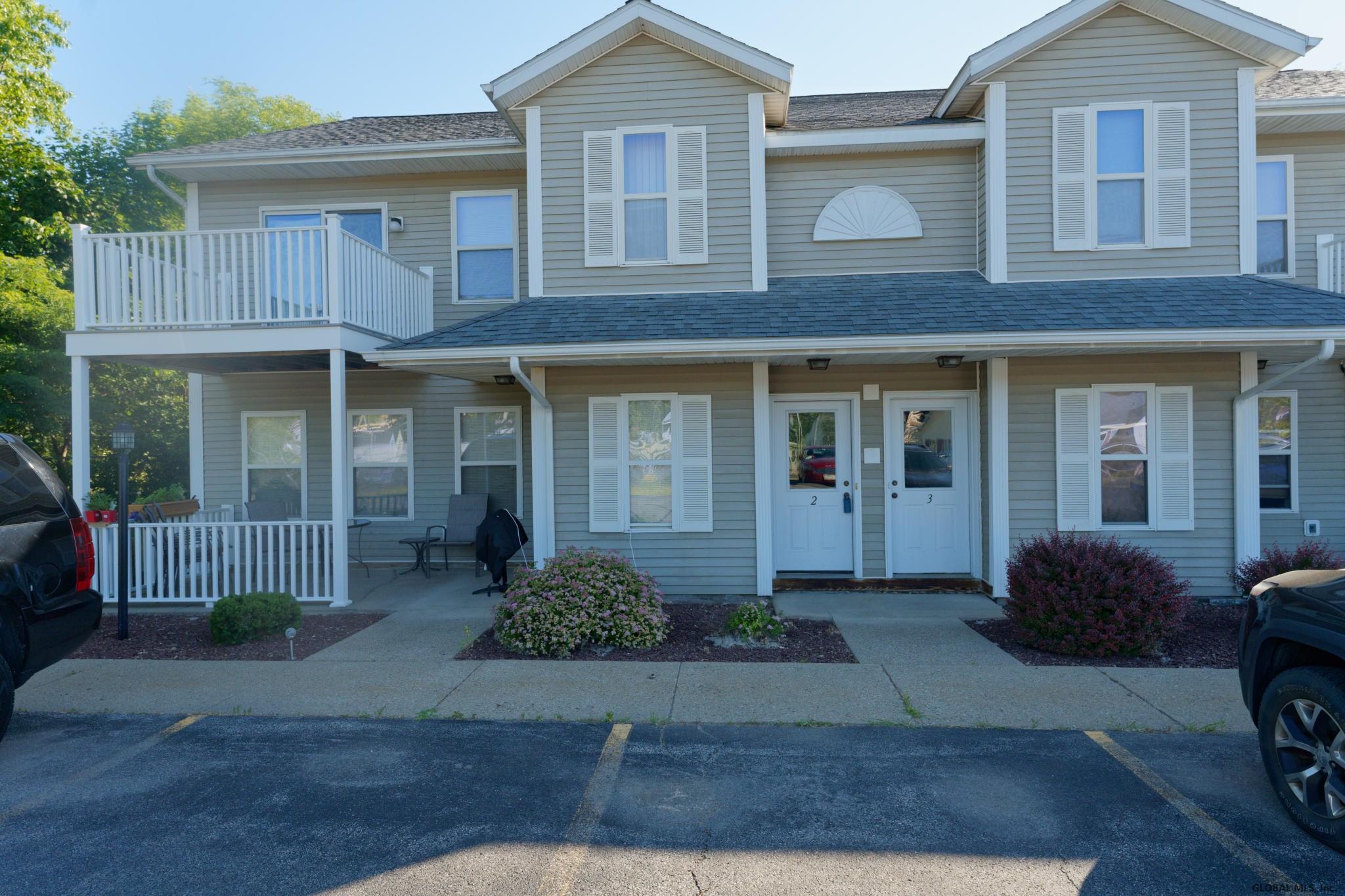 102 CAMBRIDGE MANOR DR in Scotia, NY Listed For 122,000.00 by