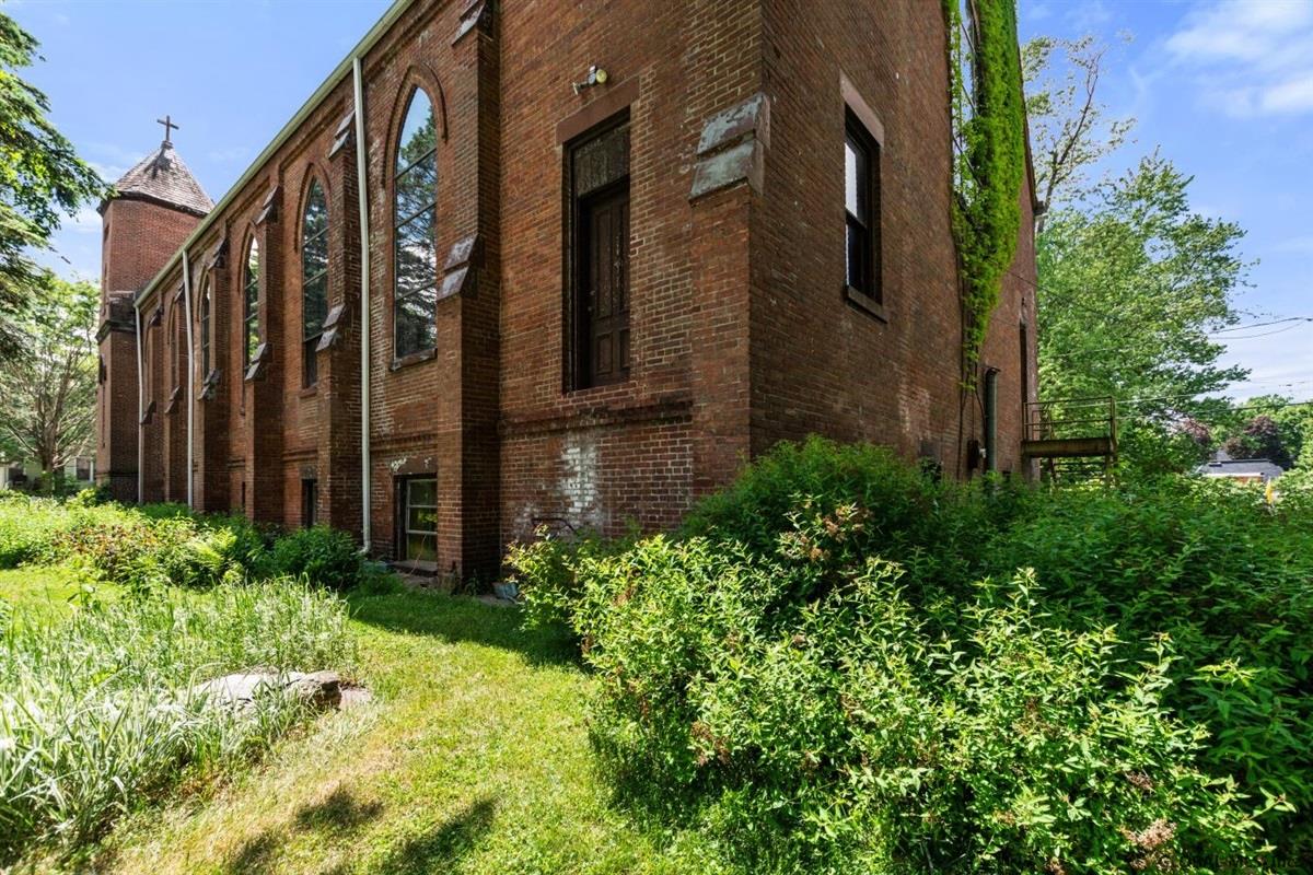 12 EMILY ST in Valley Falls, NY Listed For 150,000.00 by Lillian West