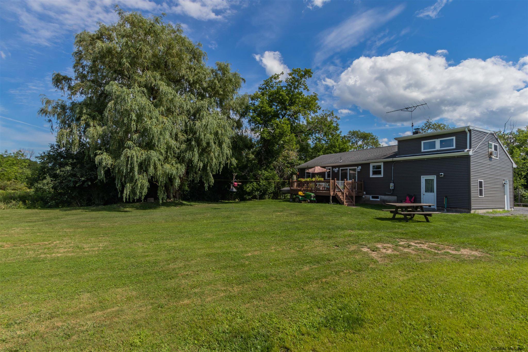 1106 Township Rd, Altamont, NY Property Listing from DaviesDavies