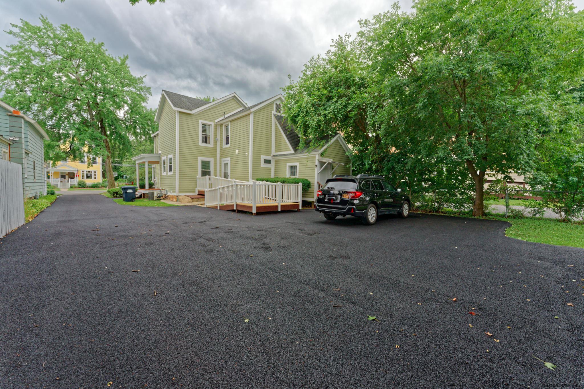 193 Lake Ave, Saratoga Springs, NY Property Listing from DaviesDavies