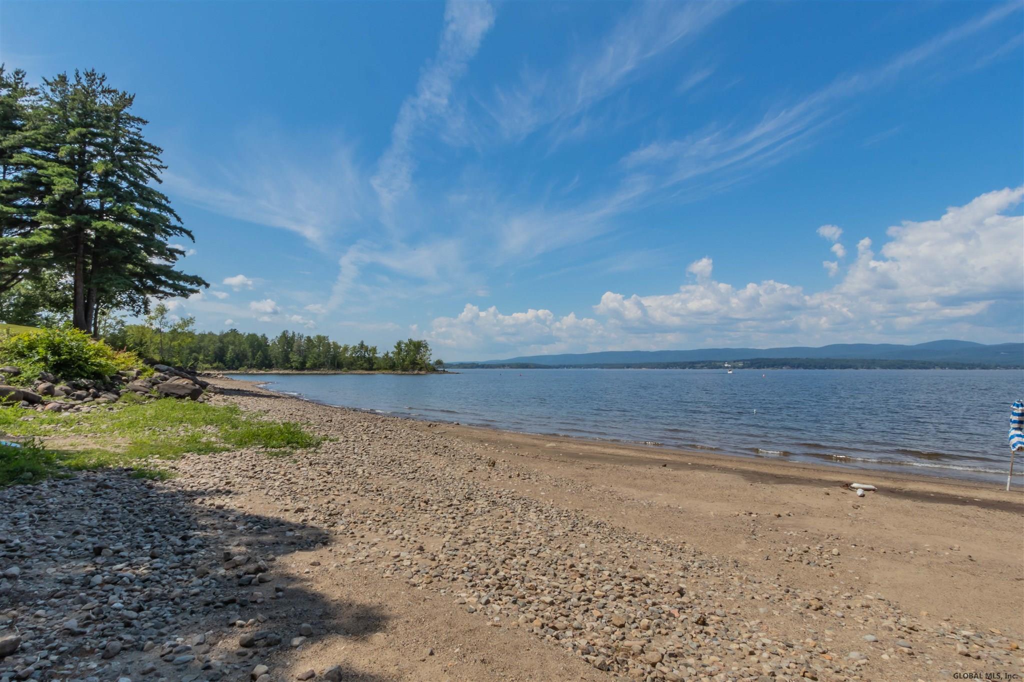 104 Teal Av, Broadalbin, NY 12025