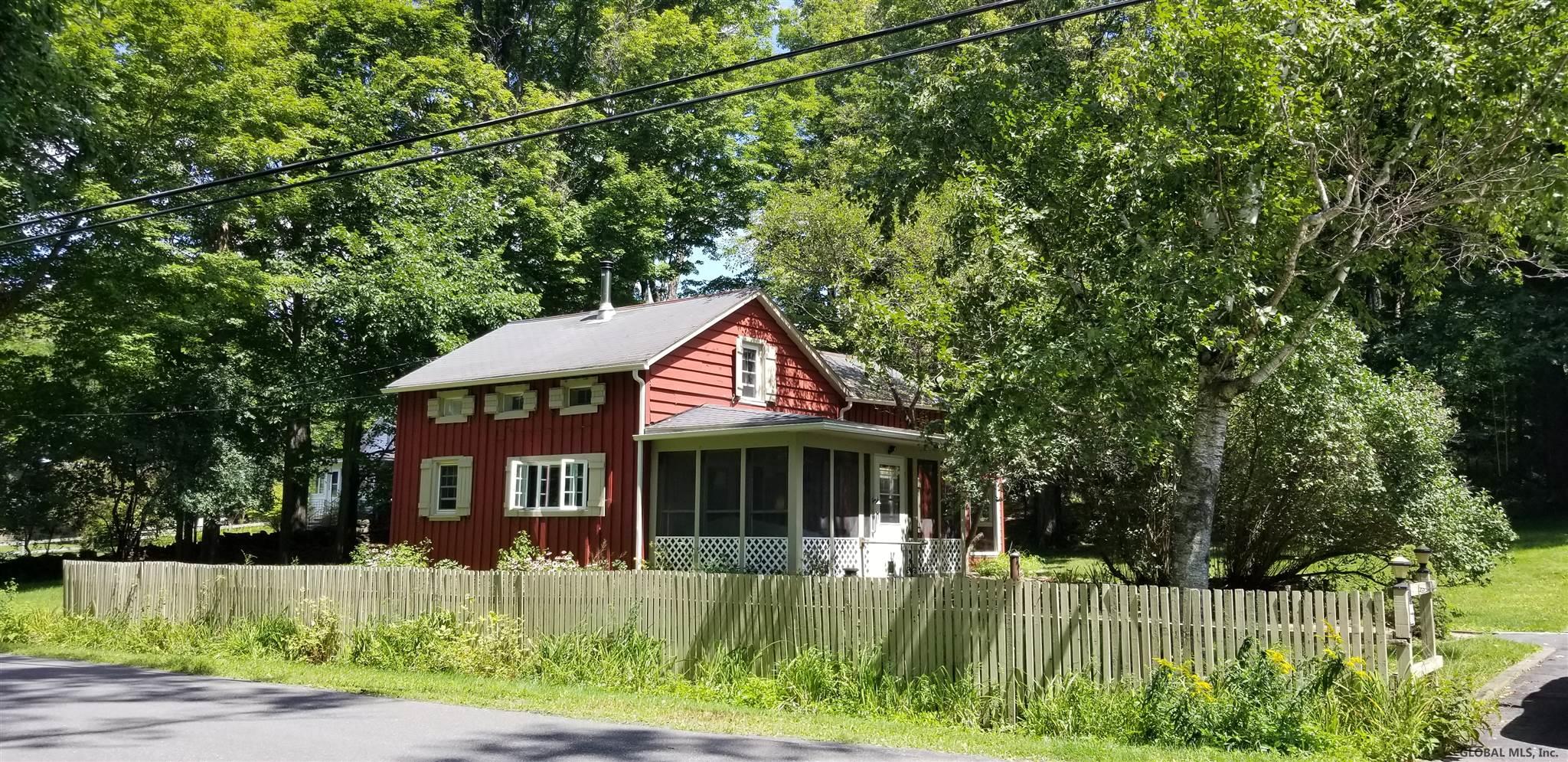 114 Ingalside Rd, Greenville, NY Property Listing from DaviesDavies