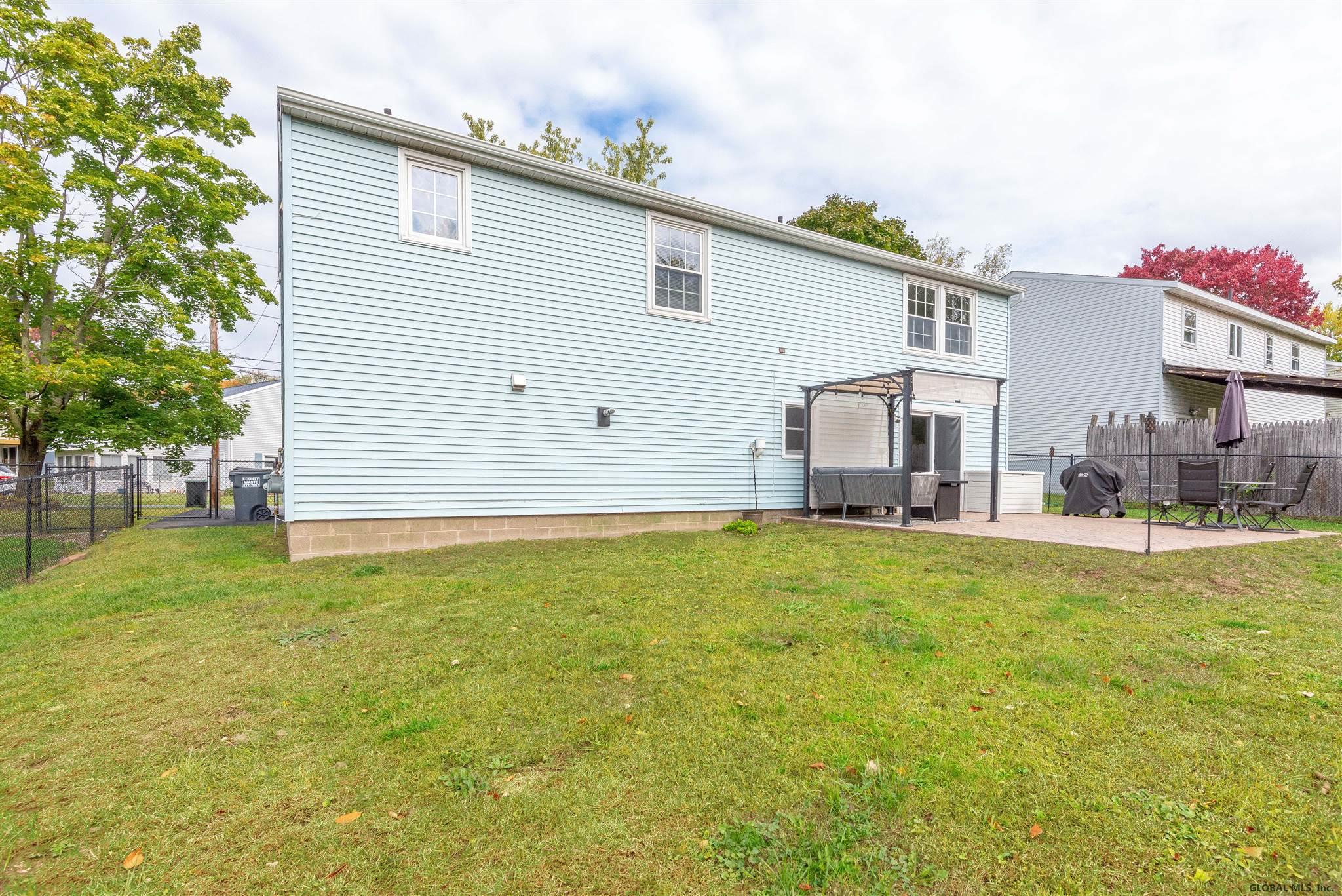 37 Start Av, East Greenbush, NY Property Listing from DaviesDavies