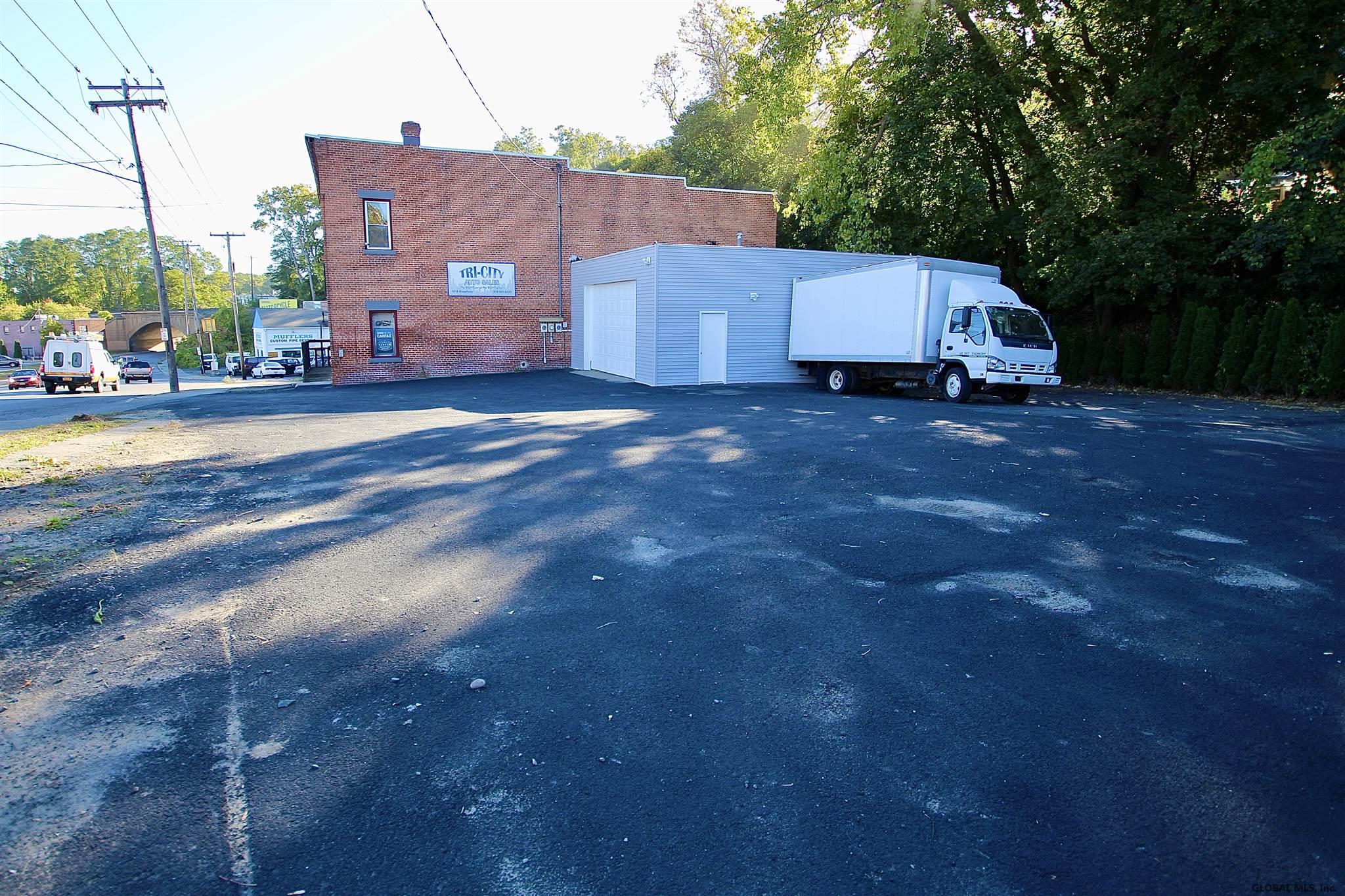 1416 Broadway, Schenectady, NY Property Listing from DaviesDavies