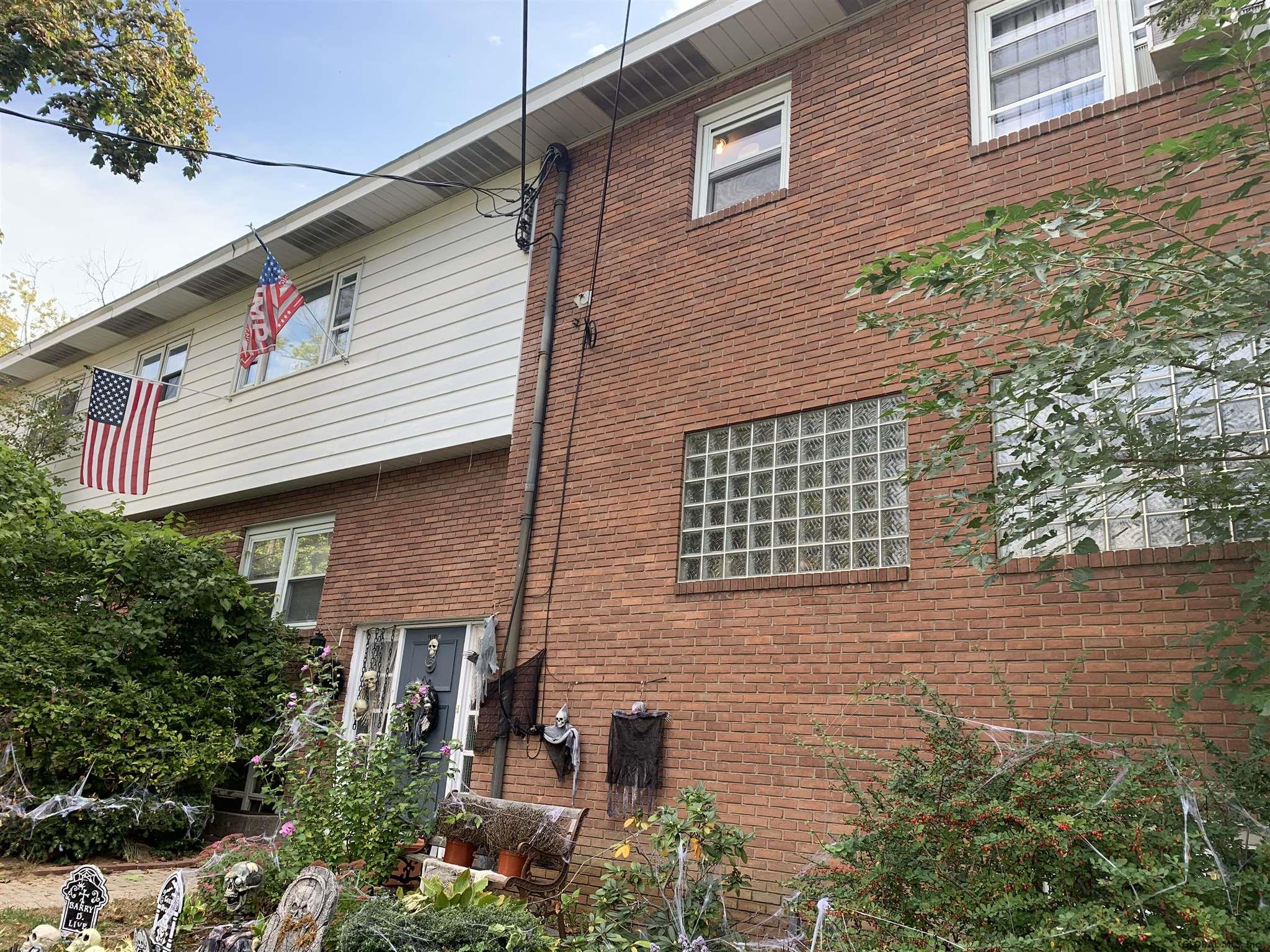 1342 Union St, Schenectady, NY Property Listing from DaviesDavies