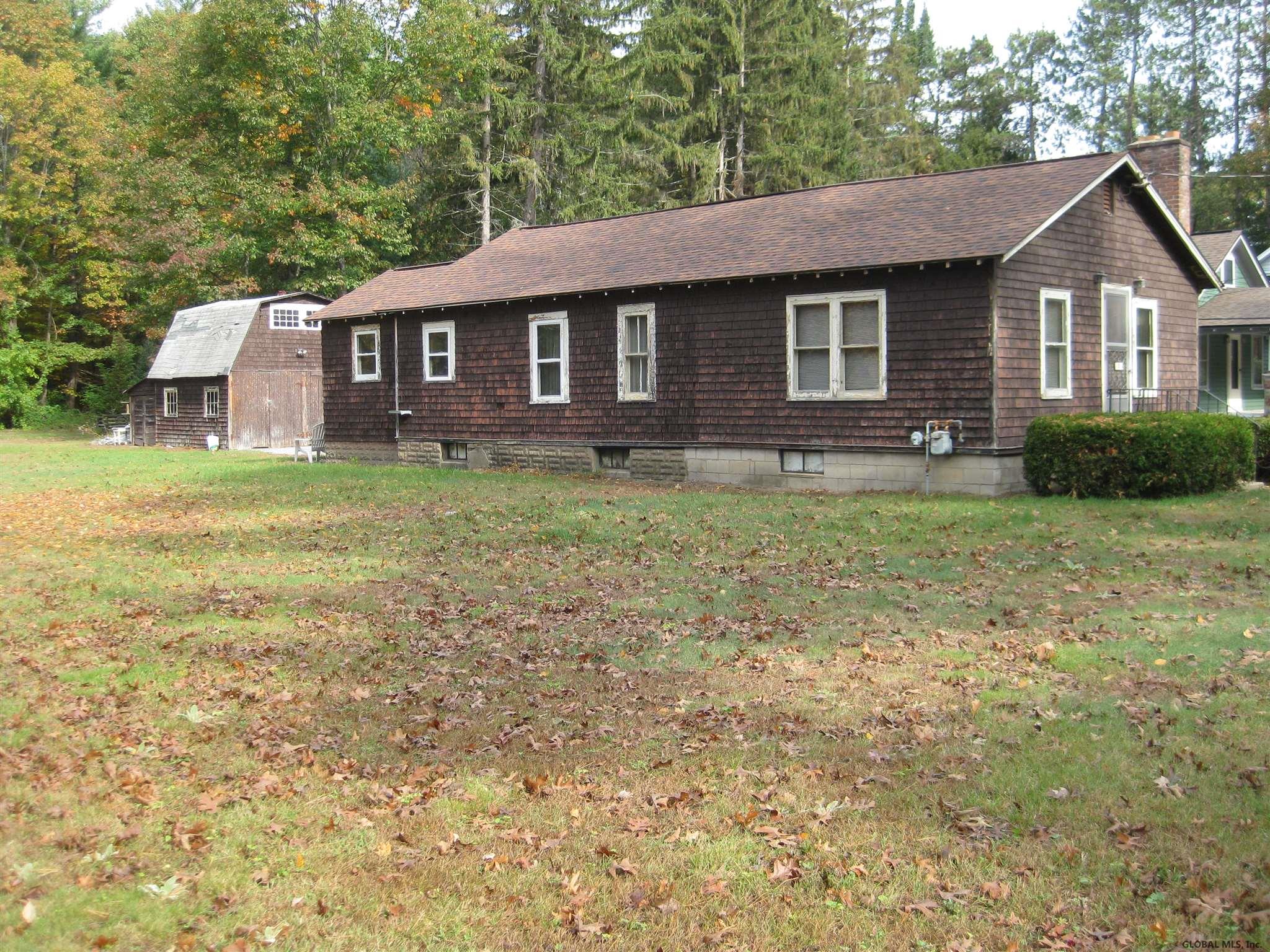 408 NORTHERN PINES RD, Wilton, NY 12831