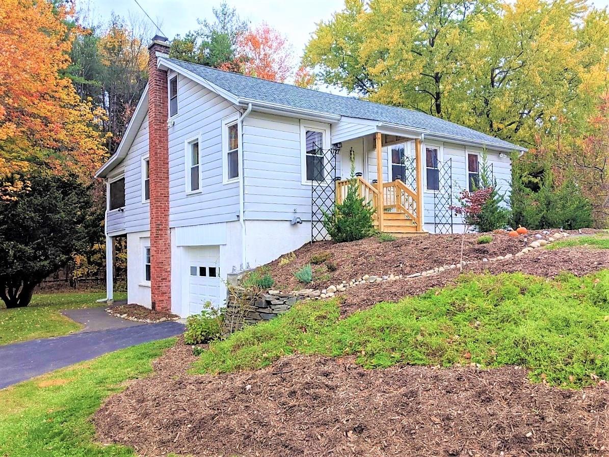 1727 Us Rt 9, Castleton, NY - Property Listing from Davies-Davies