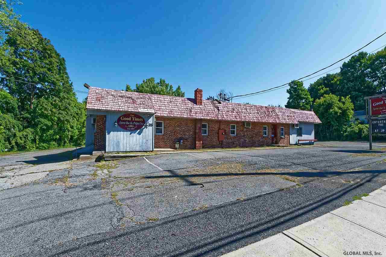 35 John St, Hudson Falls, NY Property Listing from DaviesDavies