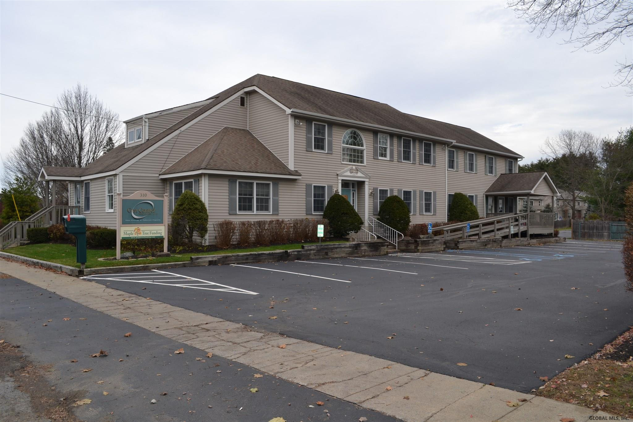 310 Bay Rd, Queensbury, NY Property Listing from DaviesDavies