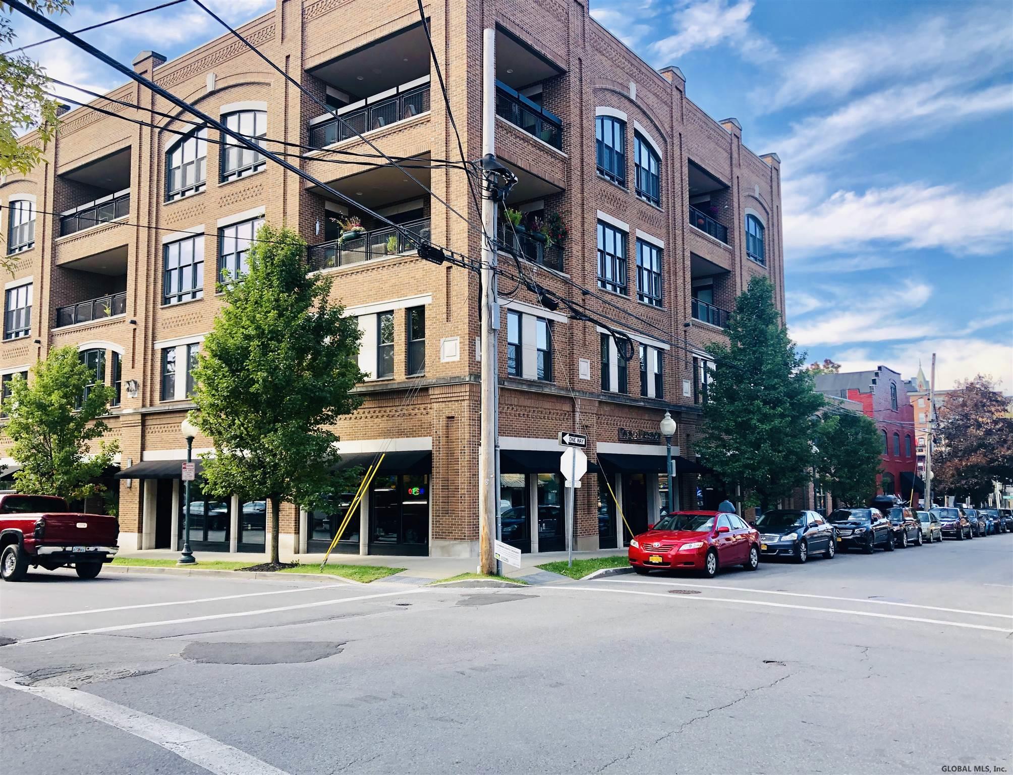 54 Phila St, Saratoga Springs, NY Property Listing from DaviesDavies