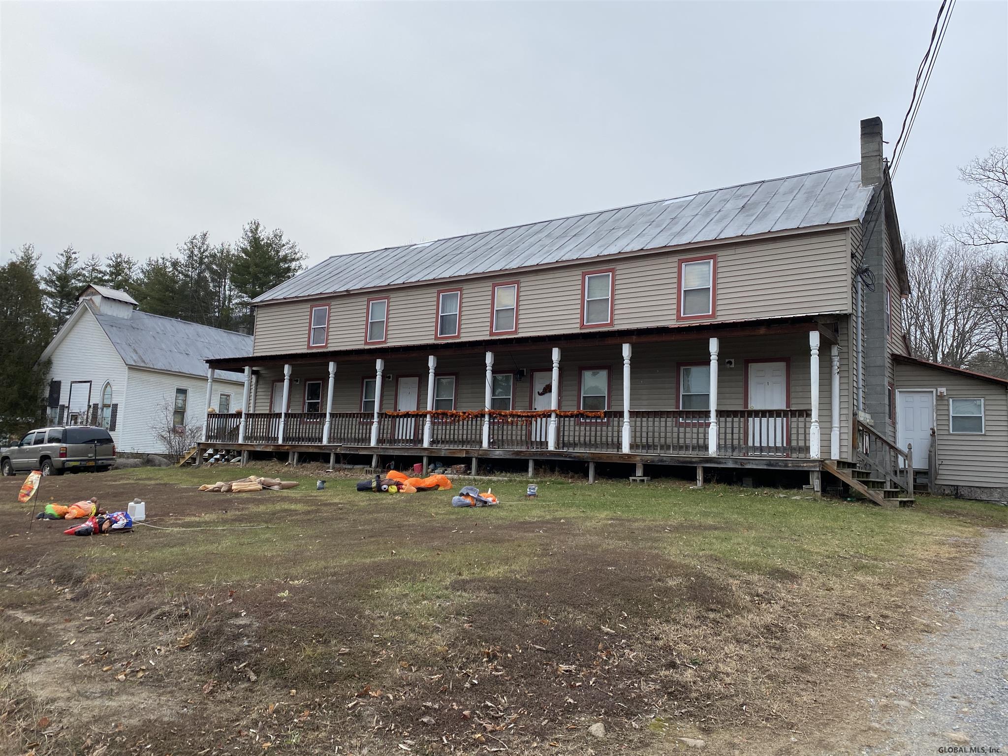 35 Hadley Rd, Stony Creek, NY Property Listing from DaviesDavies