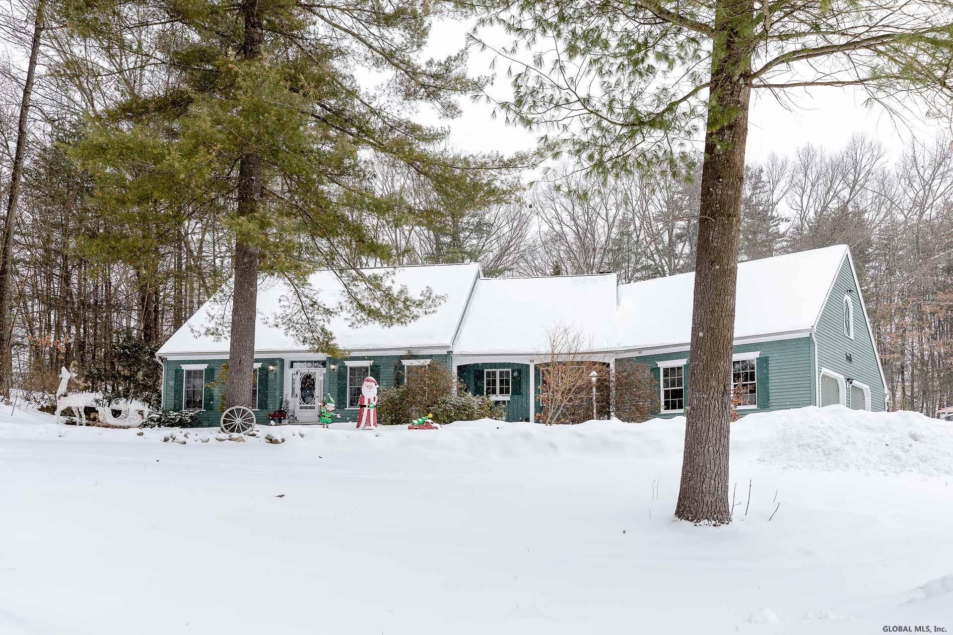 10 Fox Hollow La, Queensbury, NY Property Listing from DaviesDavies