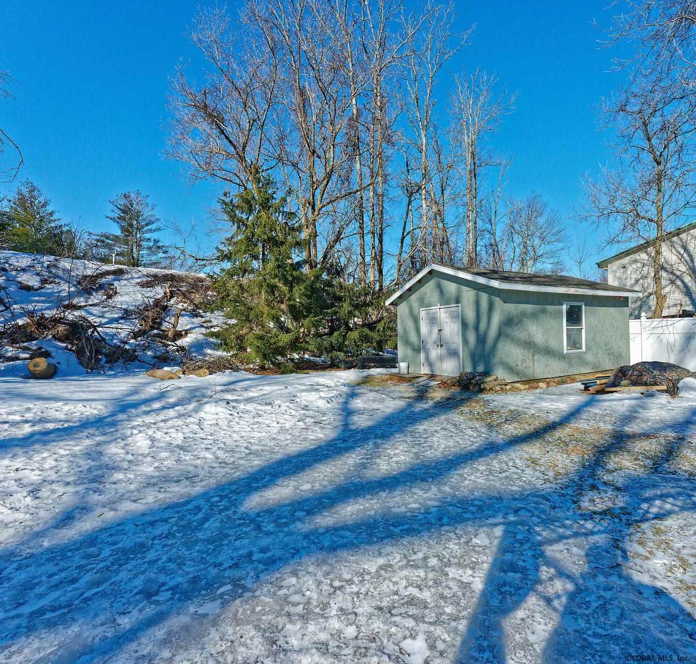 8 North Main St, Voorheesville, NY Property Listing from DaviesDavies