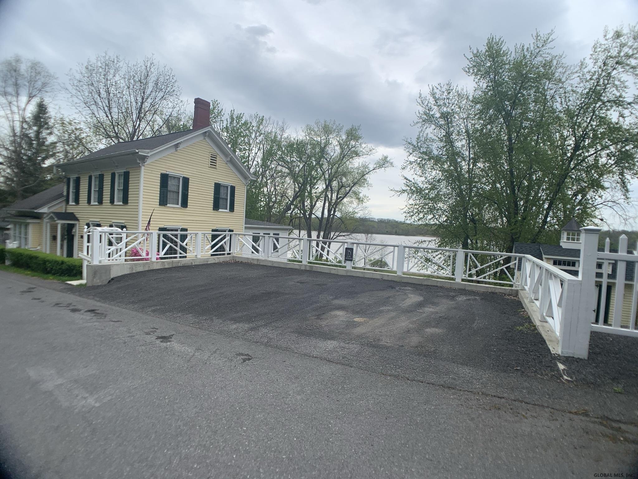 142 South River St, Coxsackie, NY Property Listing from DaviesDavies