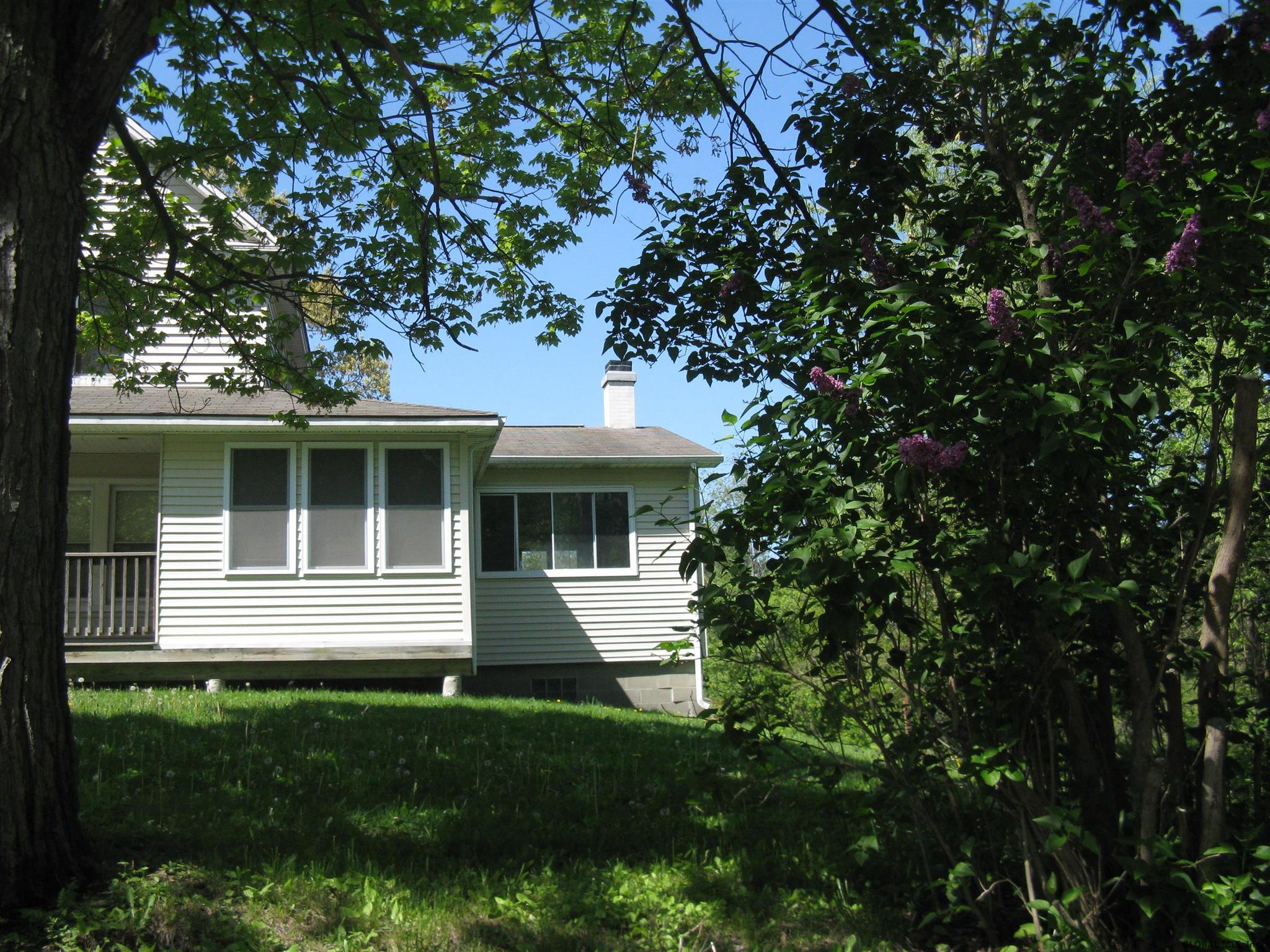 17 Pine St, Voorheesville, NY Property Listing from DaviesDavies