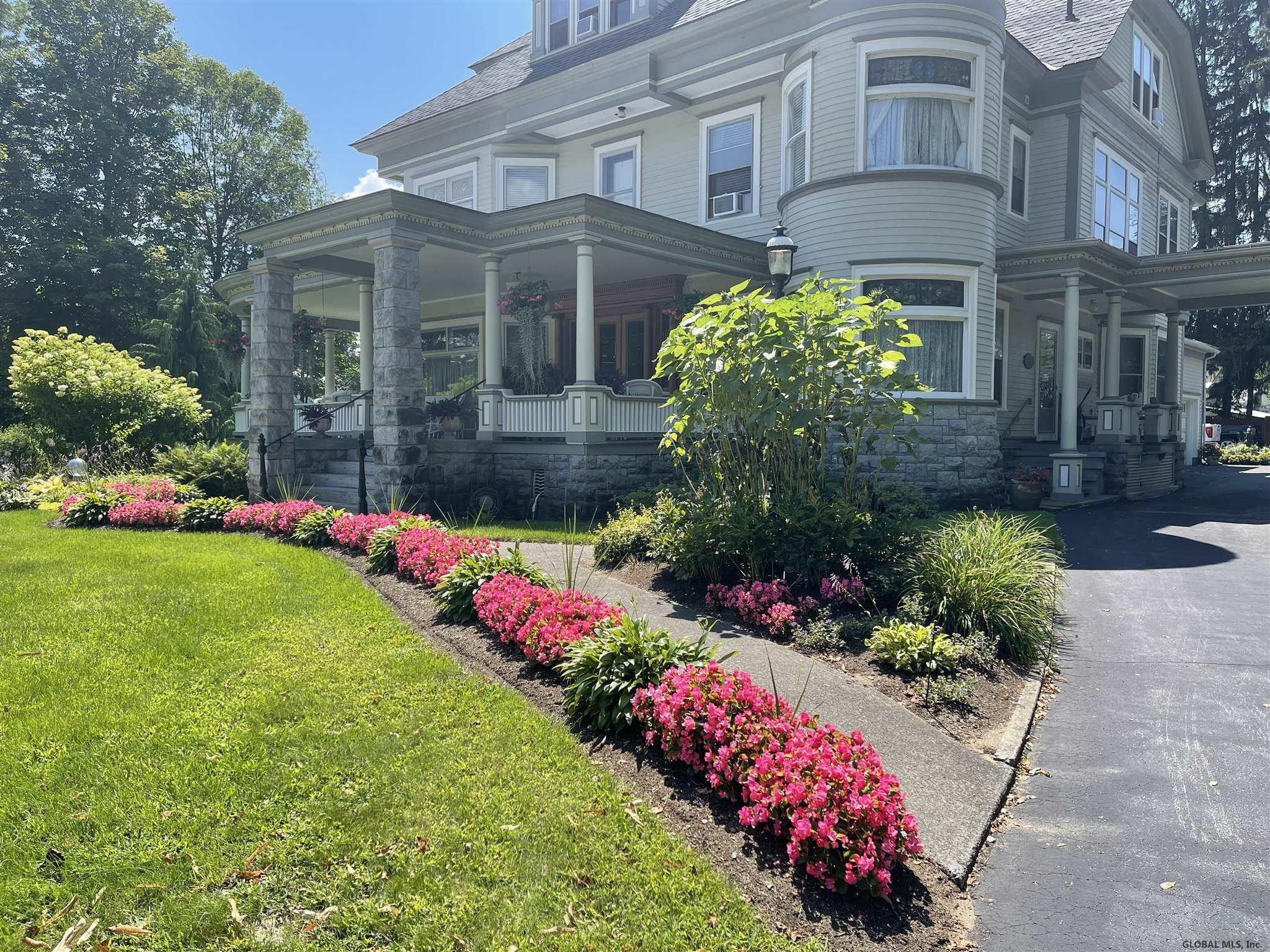 3921 Main St, Warrensburg, NY Property Listing from DaviesDavies