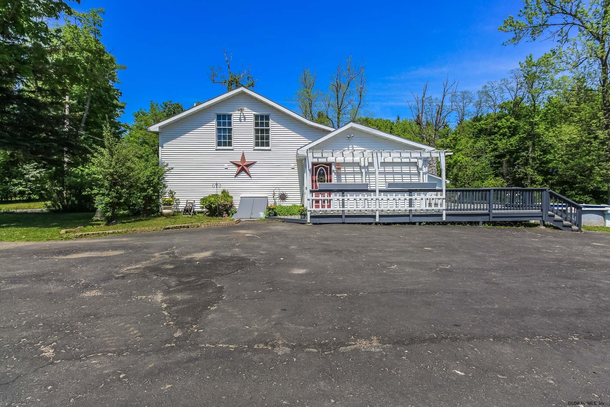 785 Midline Rd, Amsterdam, NY Property Listing from DaviesDavies