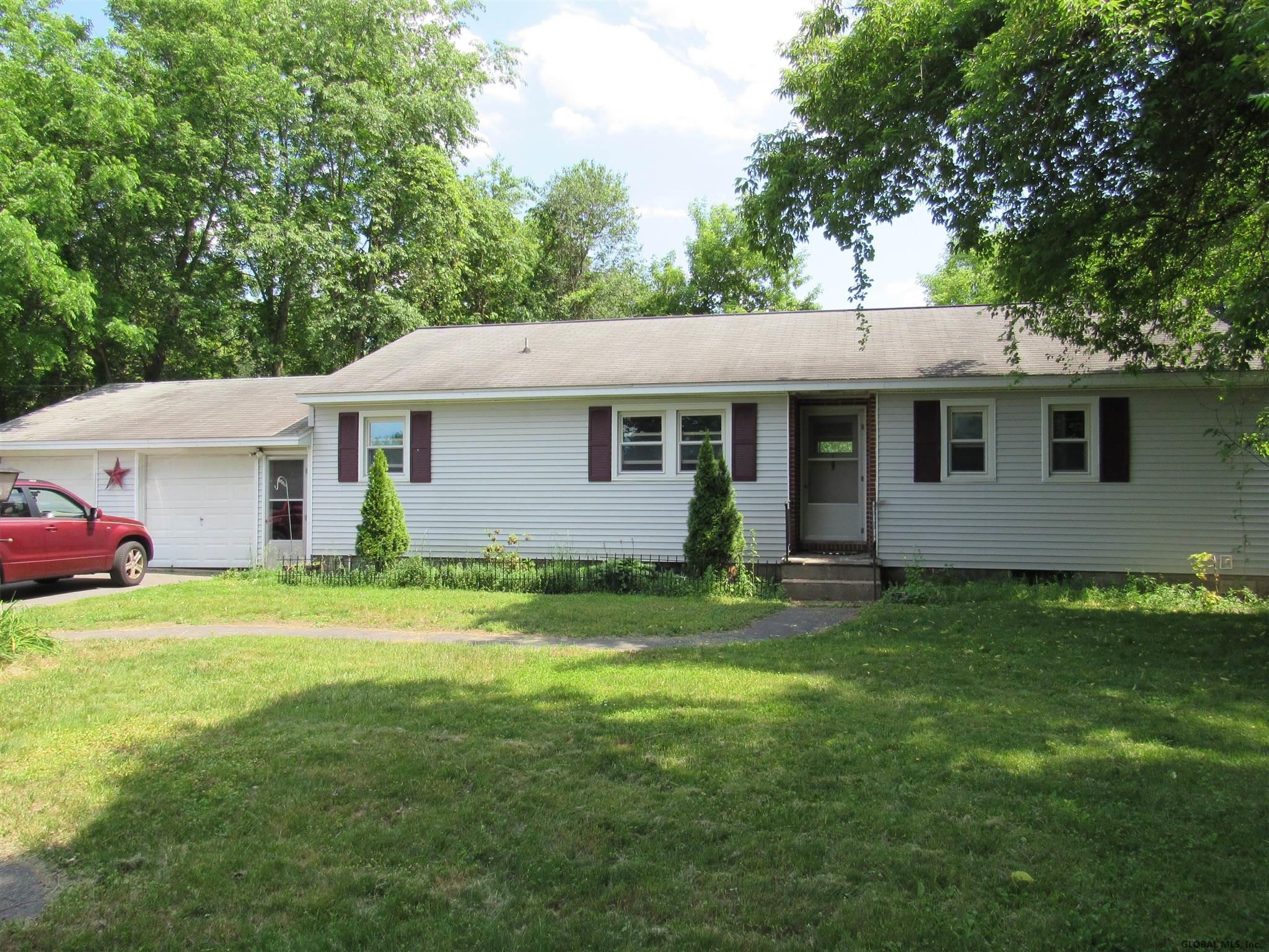 293 Lake Hill Rd, Burnt Hills, NY Property Listing from DaviesDavies