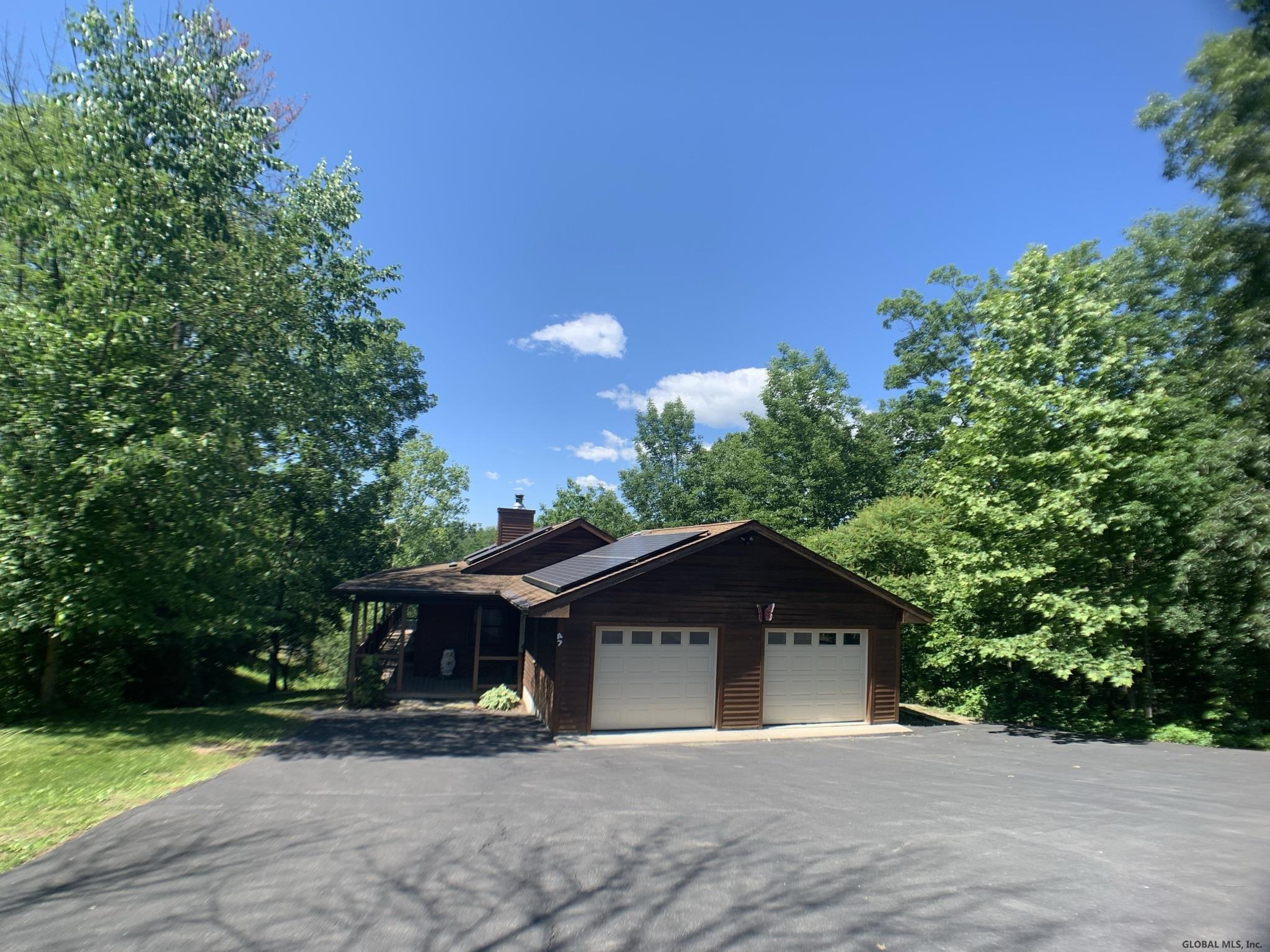 1367 Sleepy Hollow Rd, Athens, NY Property Listing from DaviesDavies