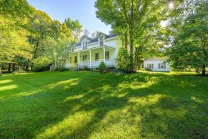 53 Whitings Pond Road, Canaan, NY 12029