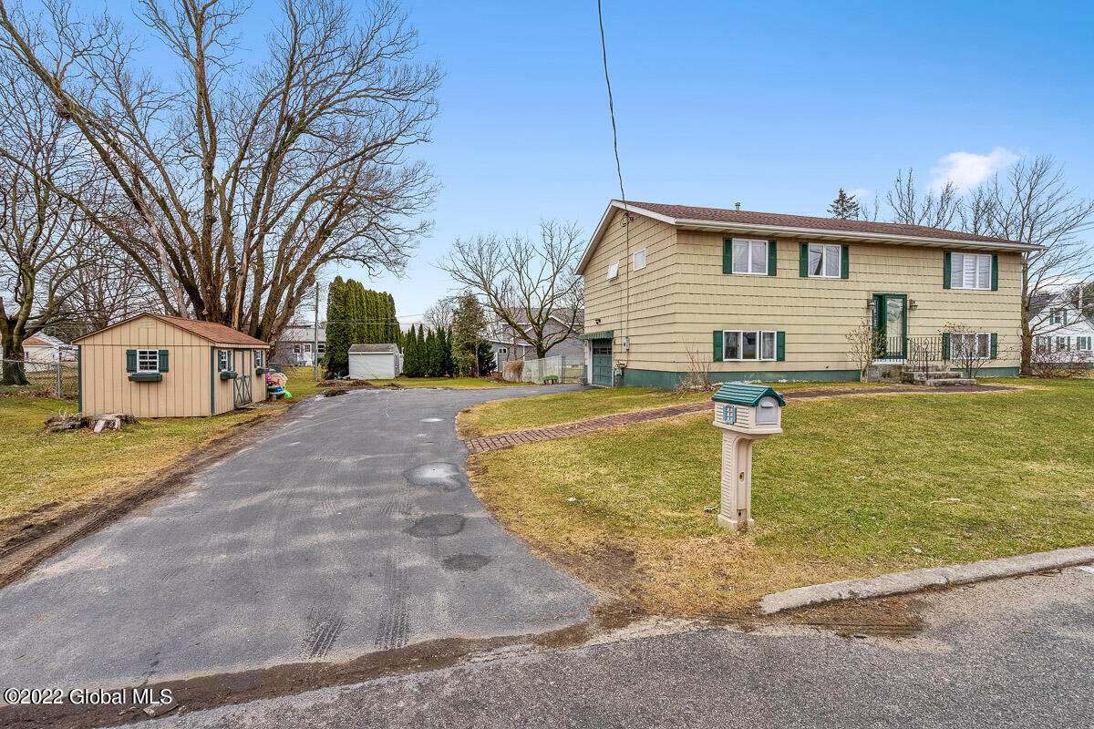 1 Peter Lane in Amsterdam, NY Listed For 249,900.00 by Timothy Tyler