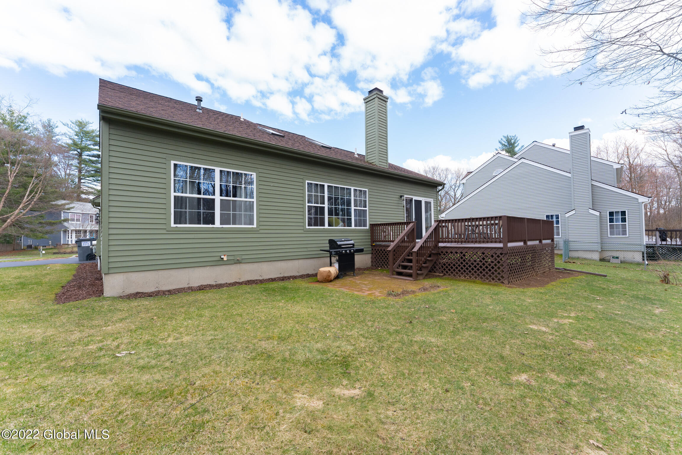 39 Commons Boulevard in Halfmoon, NY Listed For 380,000.00 by Joseph J