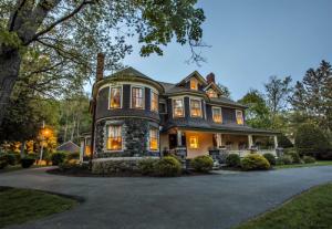 317 Guy Park Avenue, Amsterdam, NY 12010