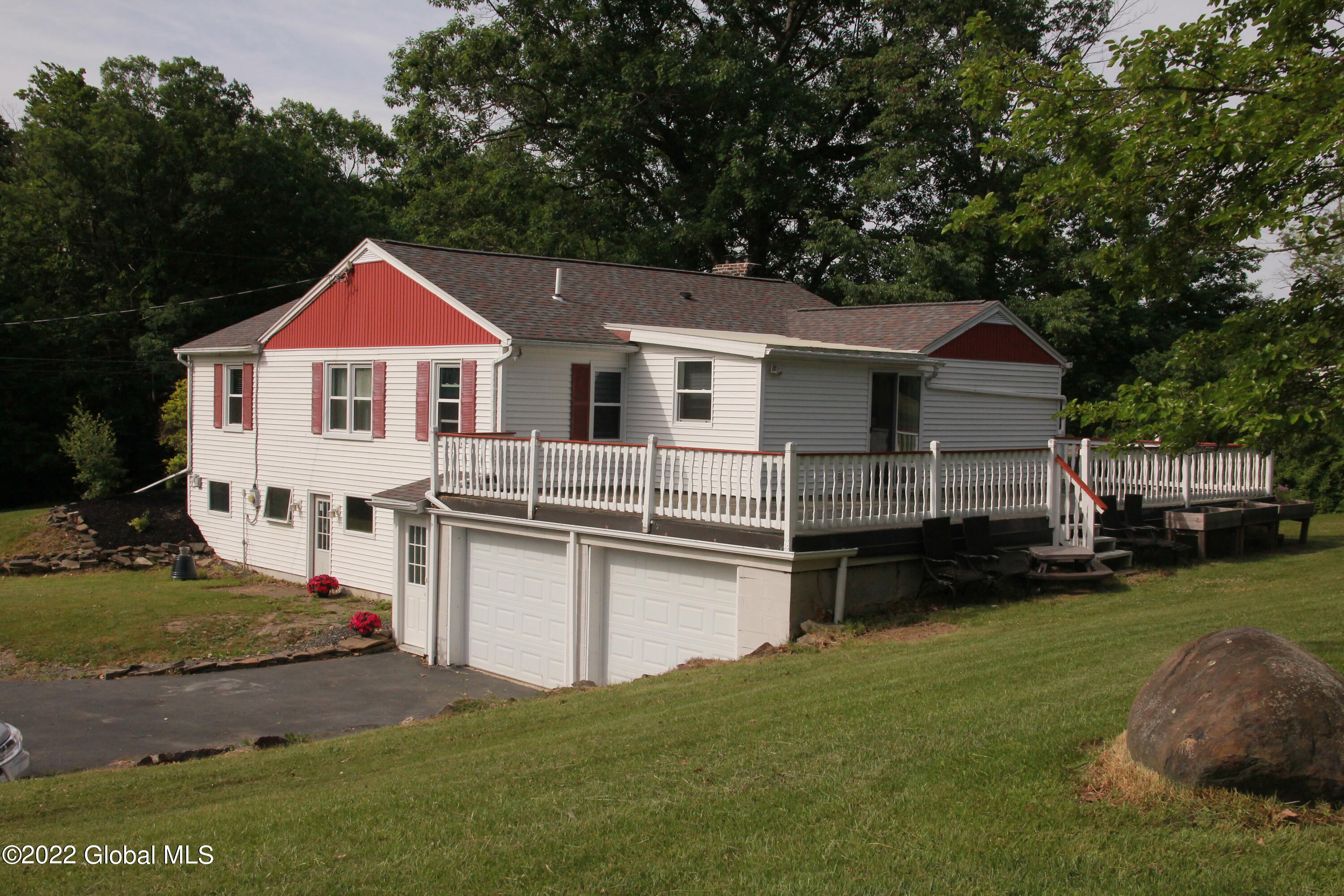 6559 Dunnsville Rd in Altamont, NY Listed For 279,000.00 by Darlene