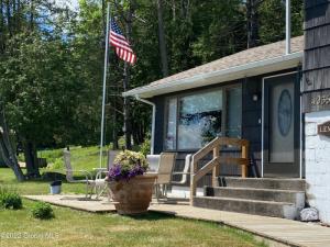 4035 Nys Route 9n, Port Henry, NY 12974
