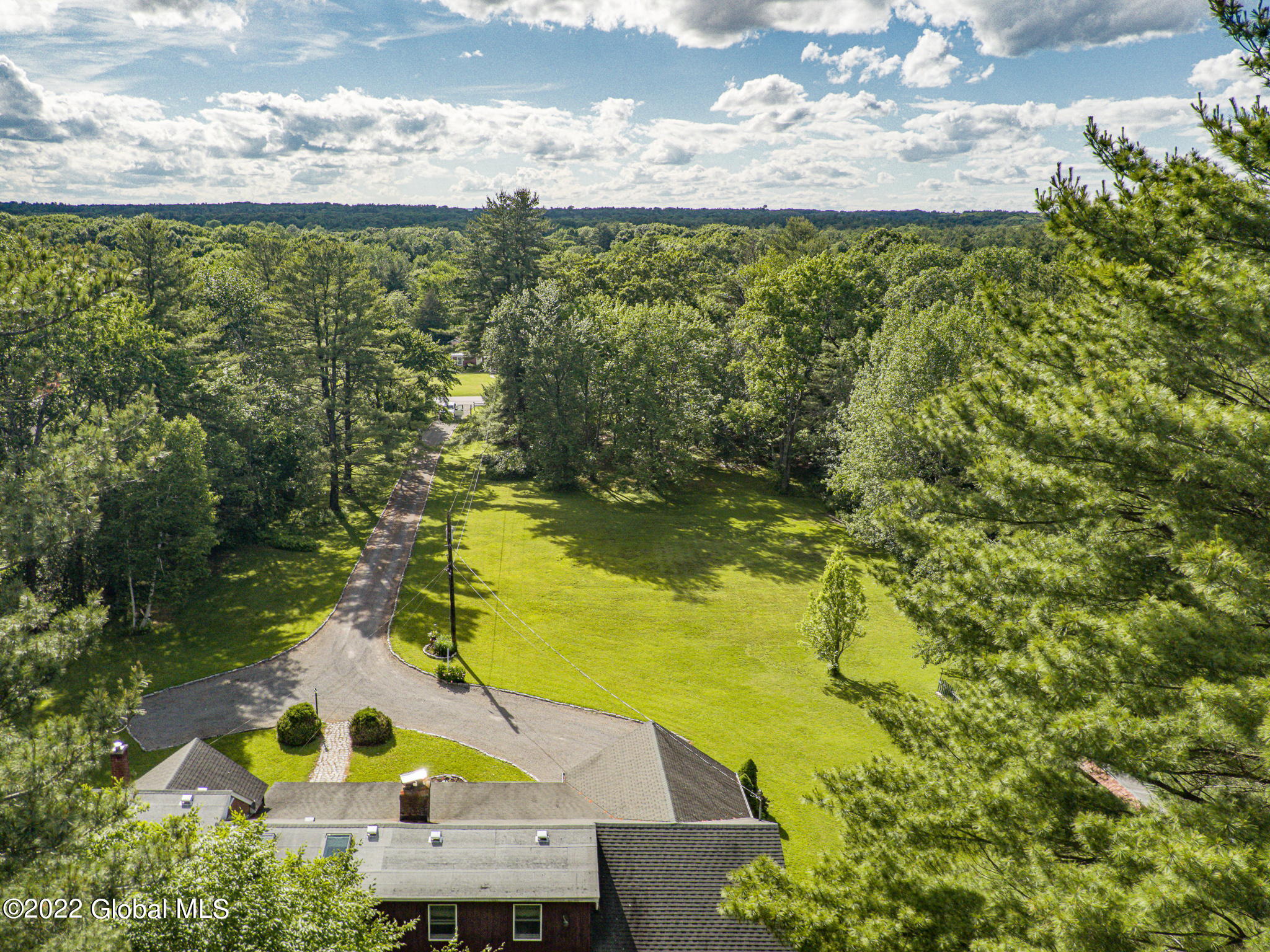 1110 Mohawk Road, Niskayuna, NY Property Listing from DaviesDavies