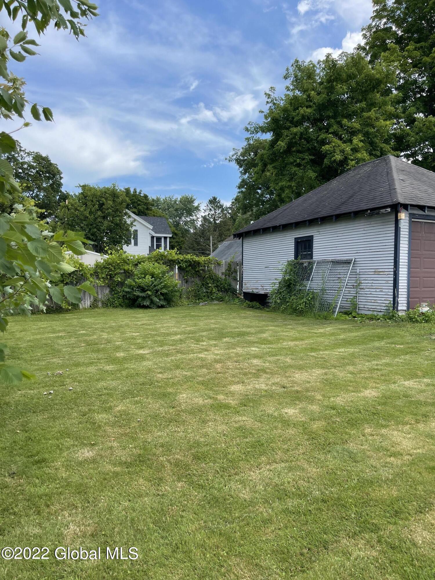 239 Main Street, Fort Hunter, NY Property Listing from DaviesDavies
