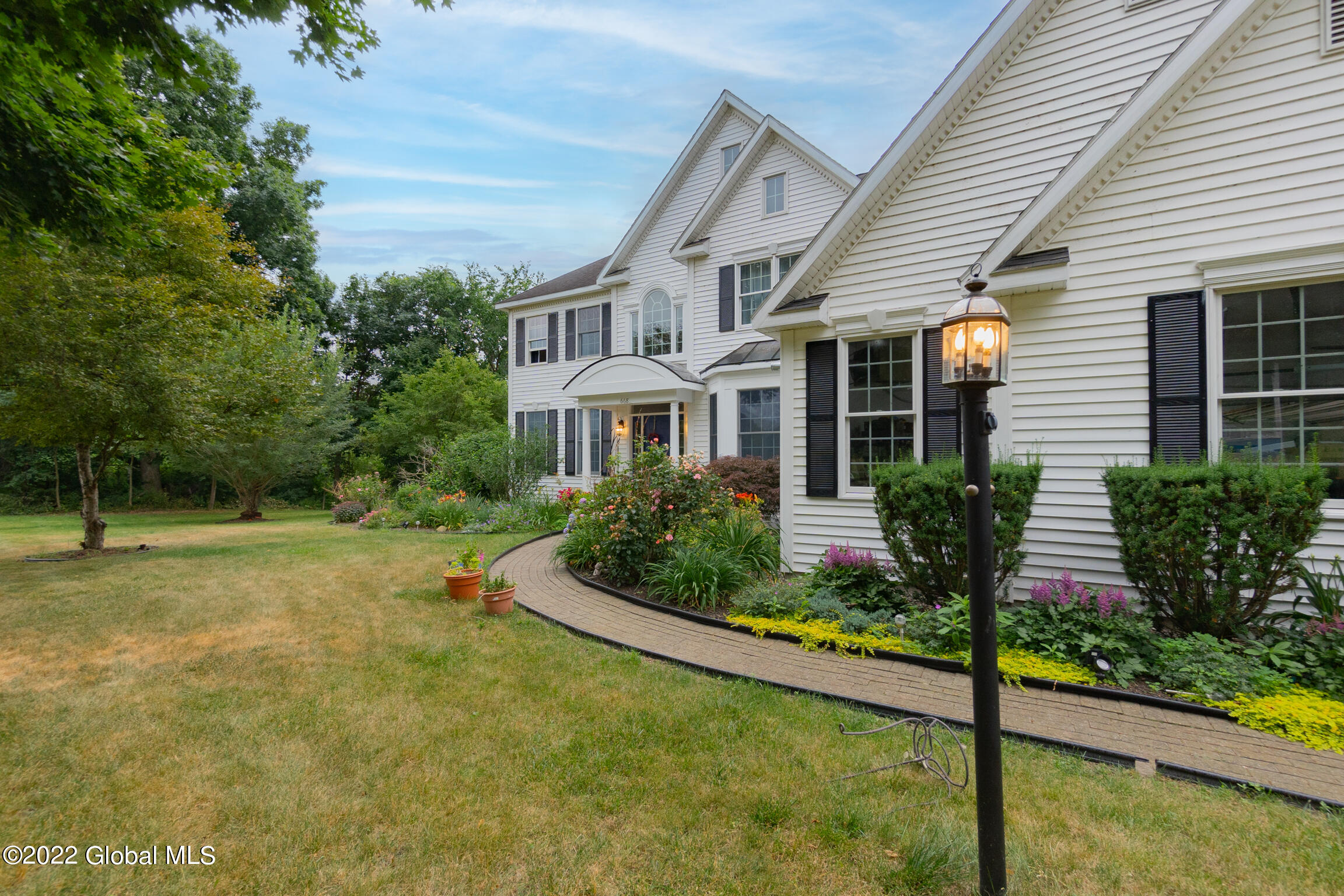 668 Riverview Road, Rexford, NY Property Listing from DaviesDavies